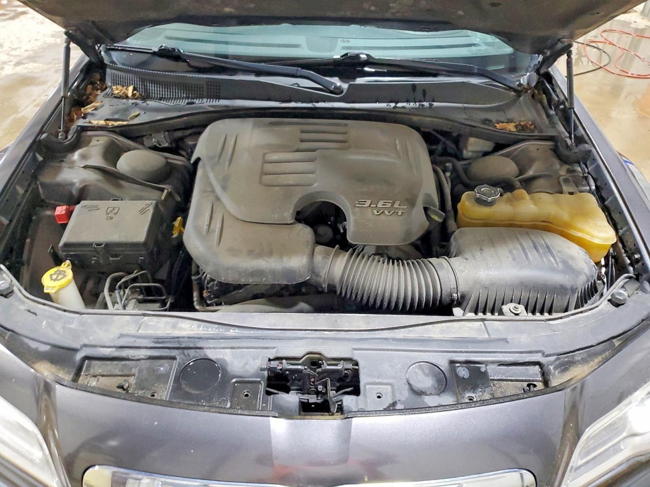 2013 Chrysler 300 Gray vin: 2C3CCARG8DH573681