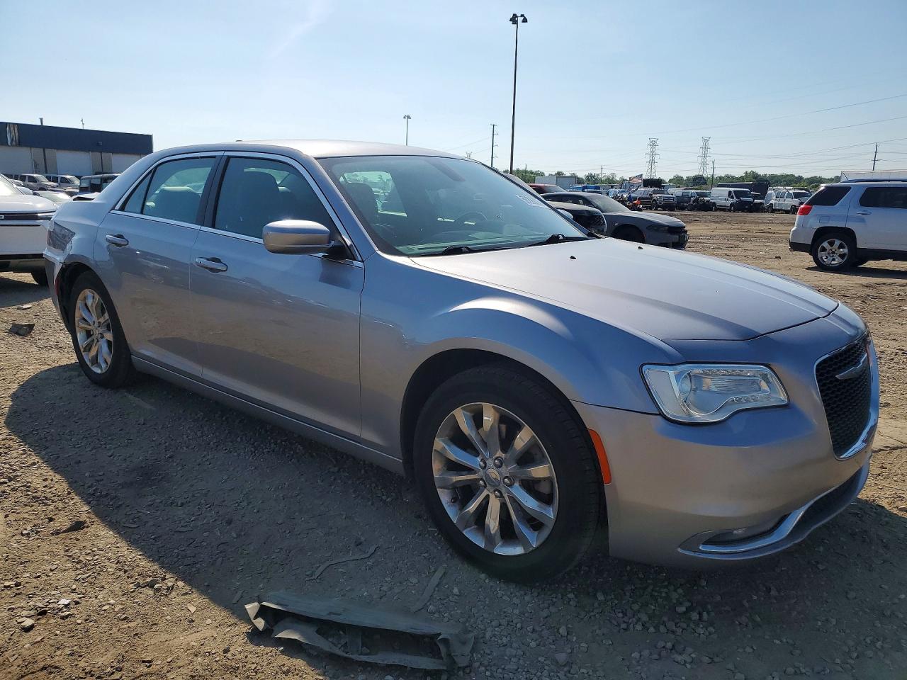 2015 Chrysler 300 Limited Silver vin: 2C3CCARG8FH793244