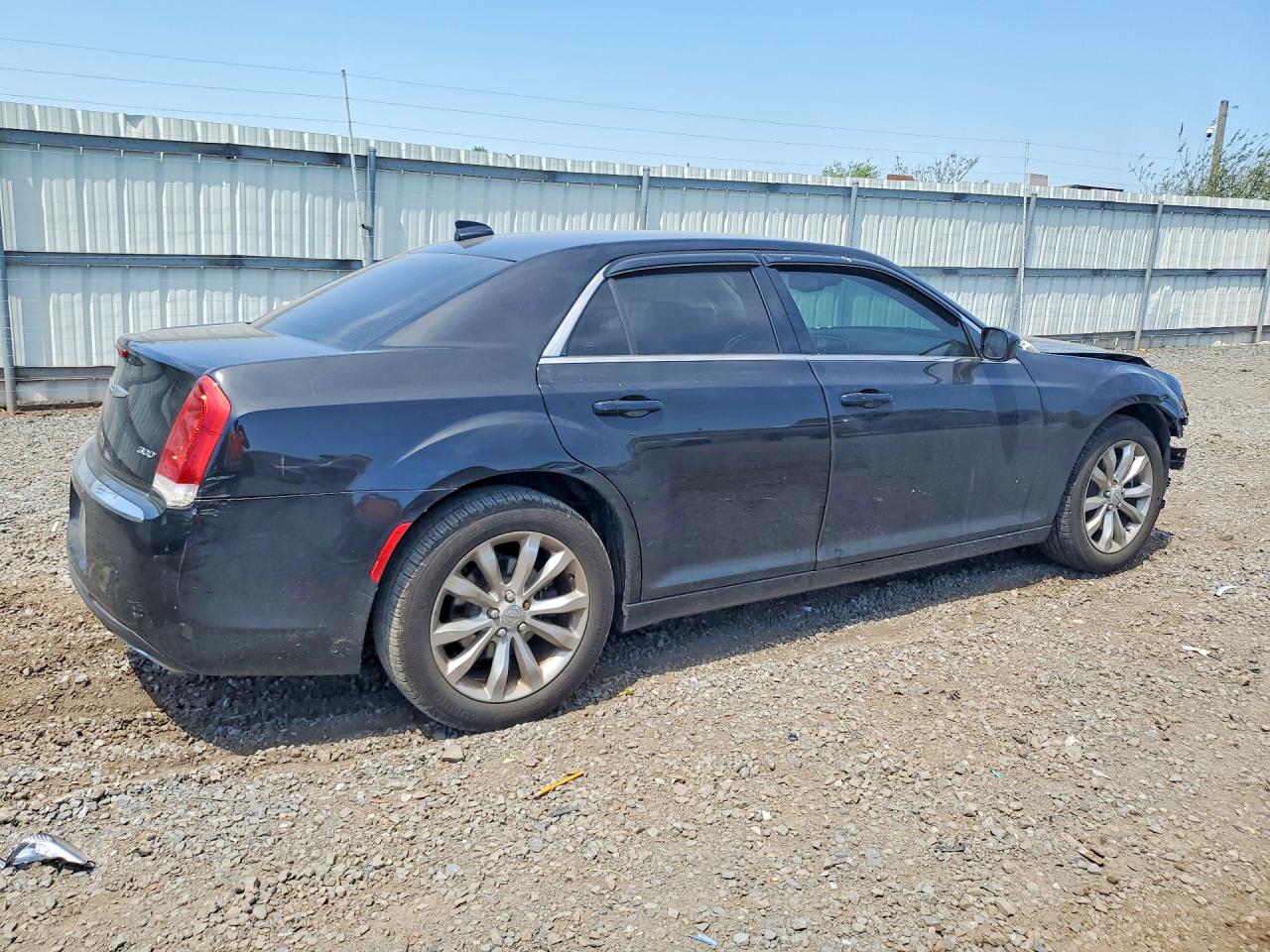 2015 Chrysler 300 Limited Black vin: 2C3CCARG8FH831104