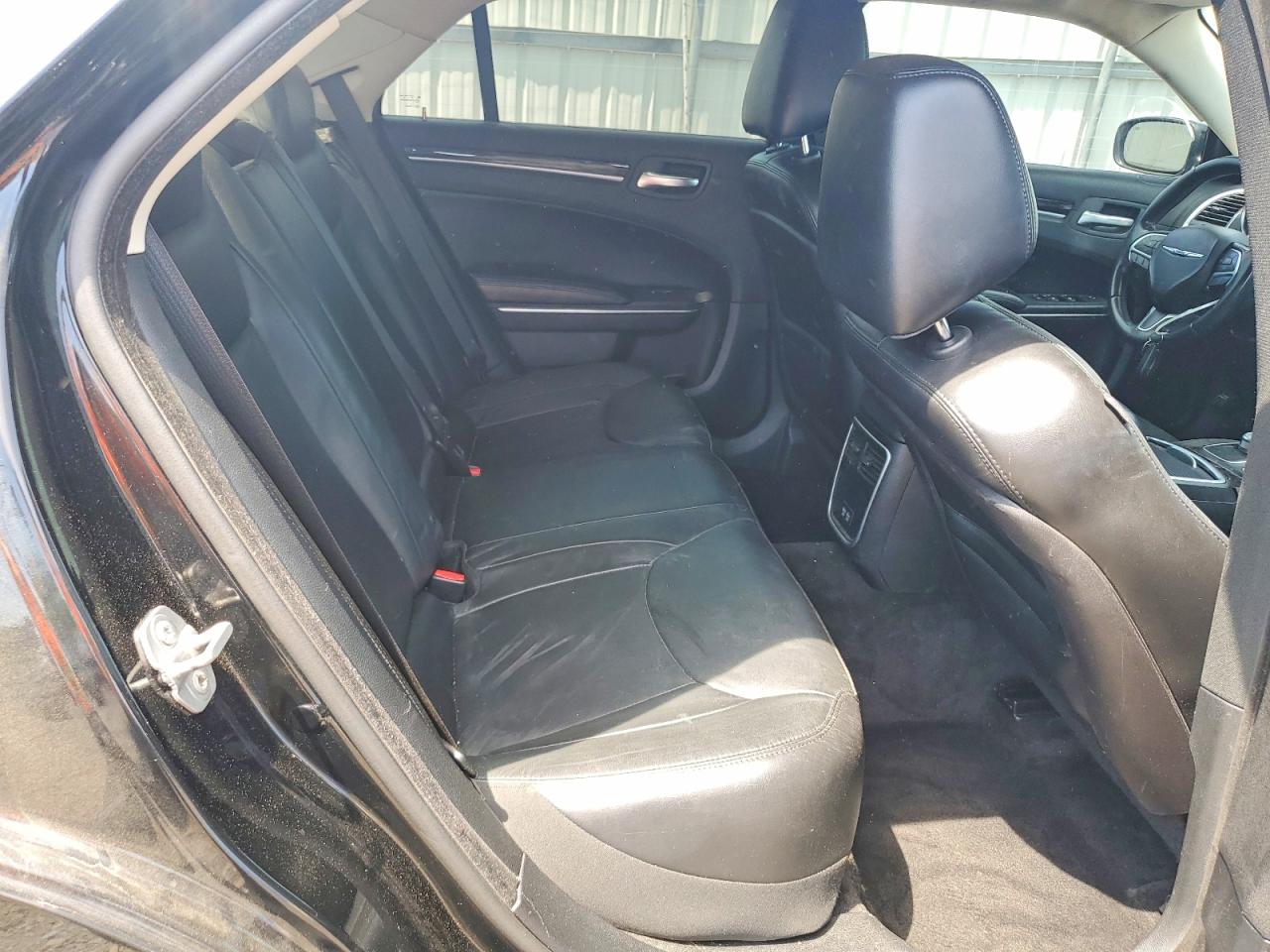 2015 Chrysler 300 Limited Black vin: 2C3CCARG8FH831104