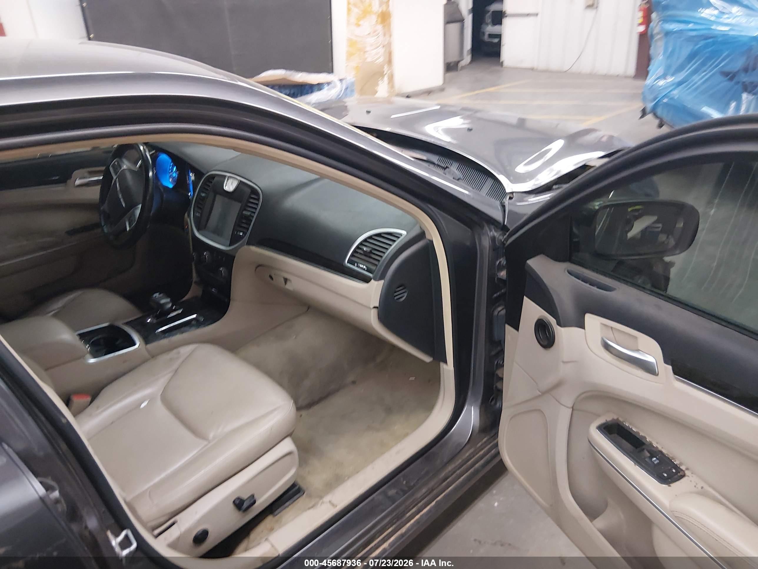 2013 Chrysler 300 Motown Gray vin: 2C3CCARG9DH602444