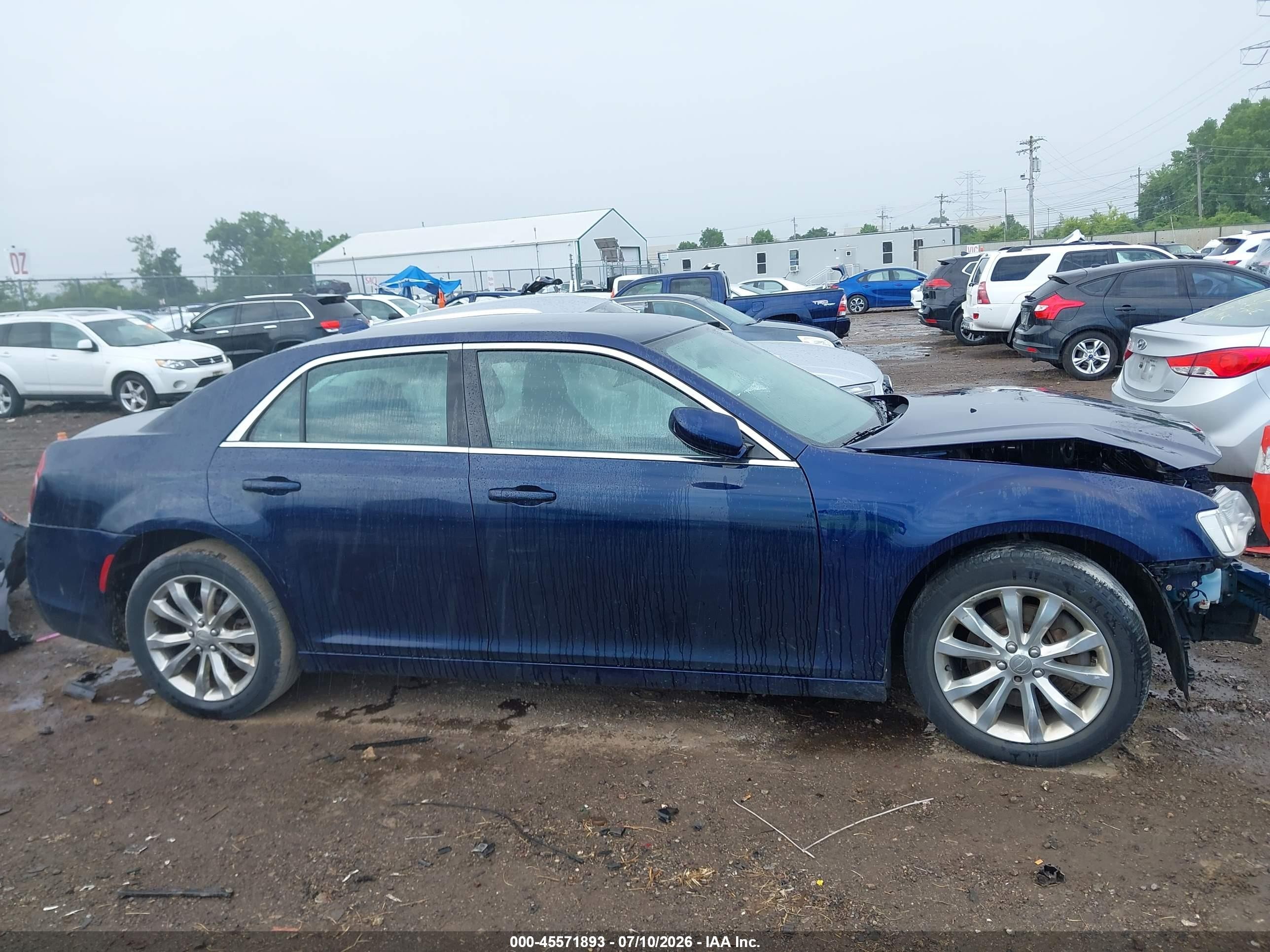 2015 Chrysler 300 Limited Dark Blue vin: 2C3CCARG9FH808561