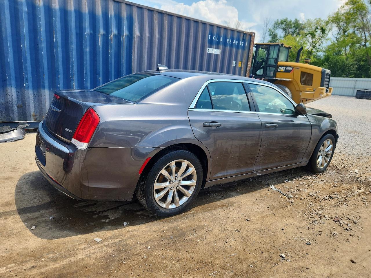 2015 Chrysler 300 Limited Gray vin: 2C3CCARG9FH849451