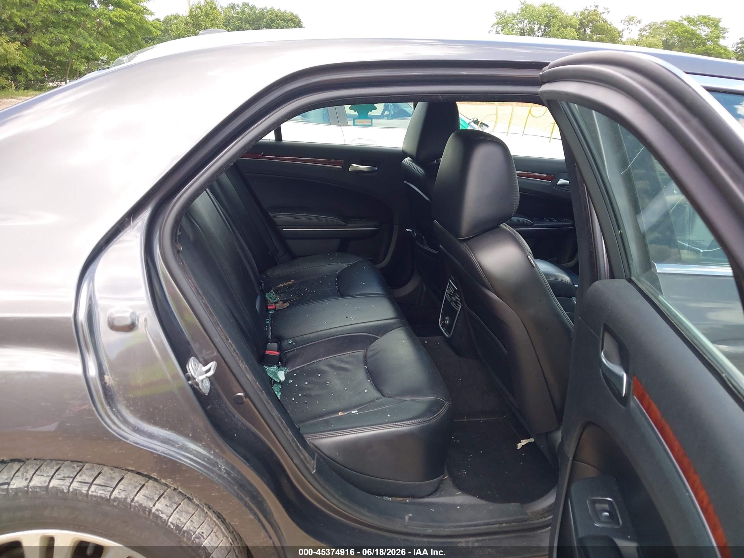 2013 Chrysler 300 Motown Gray vin: 2C3CCARGXDH558132