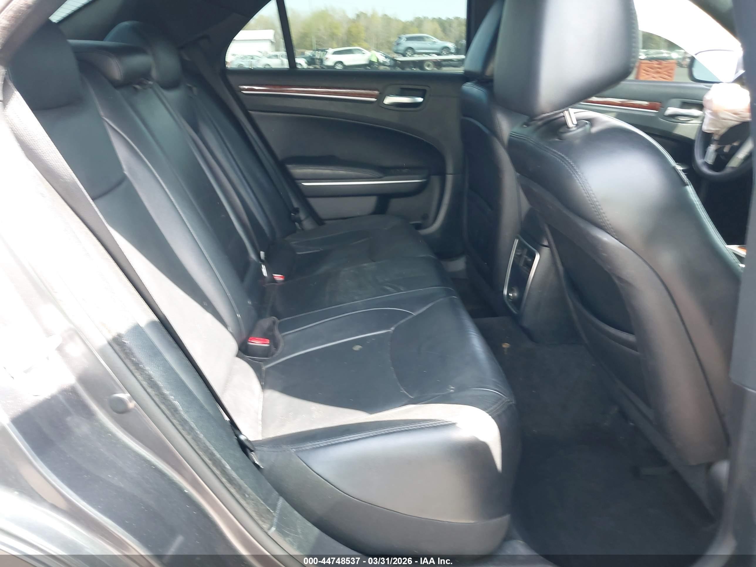 2013 Chrysler 300 Motown Gray vin: 2C3CCARGXDH633993