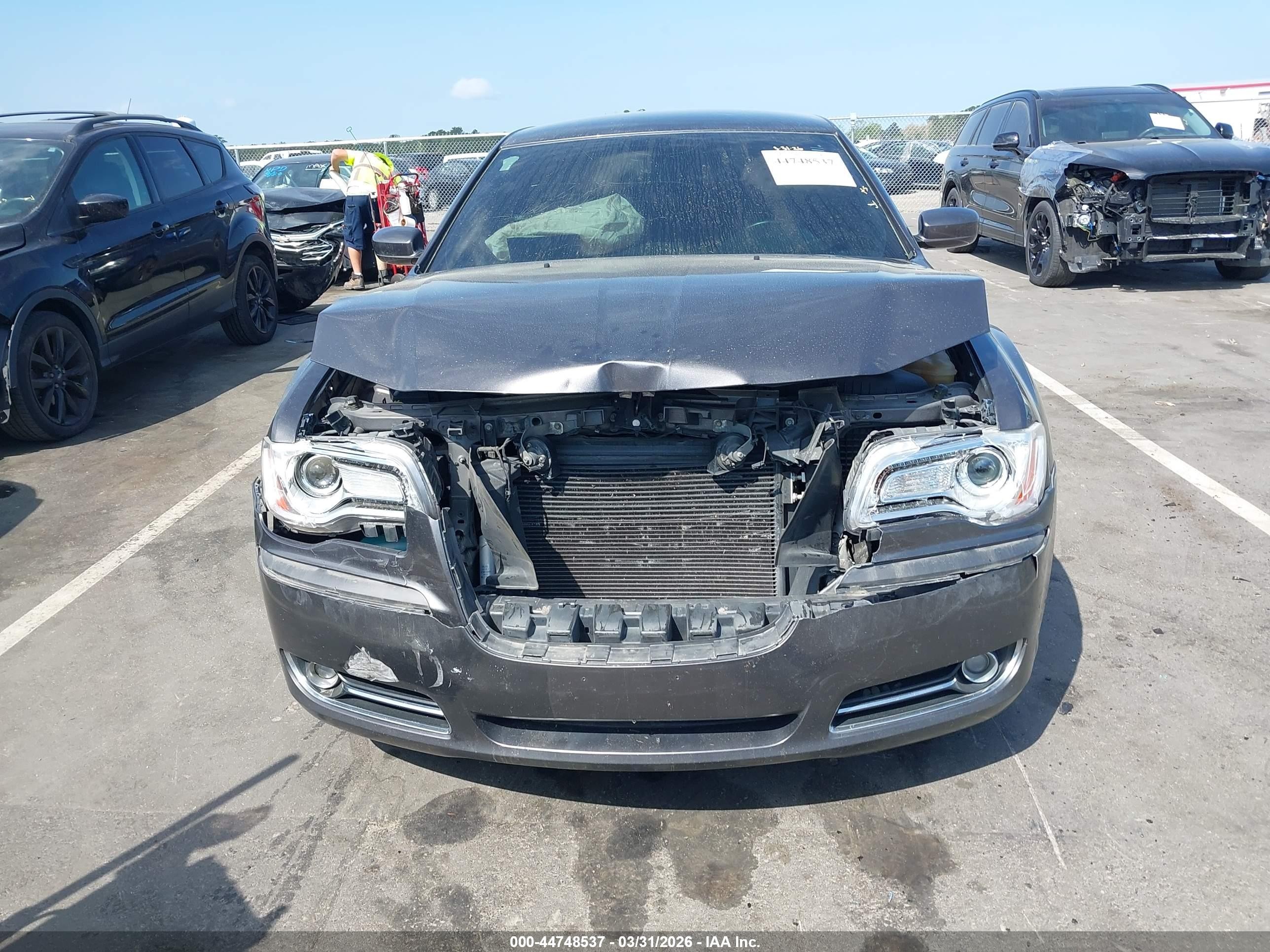 2013 Chrysler 300 Motown Gray vin: 2C3CCARGXDH633993