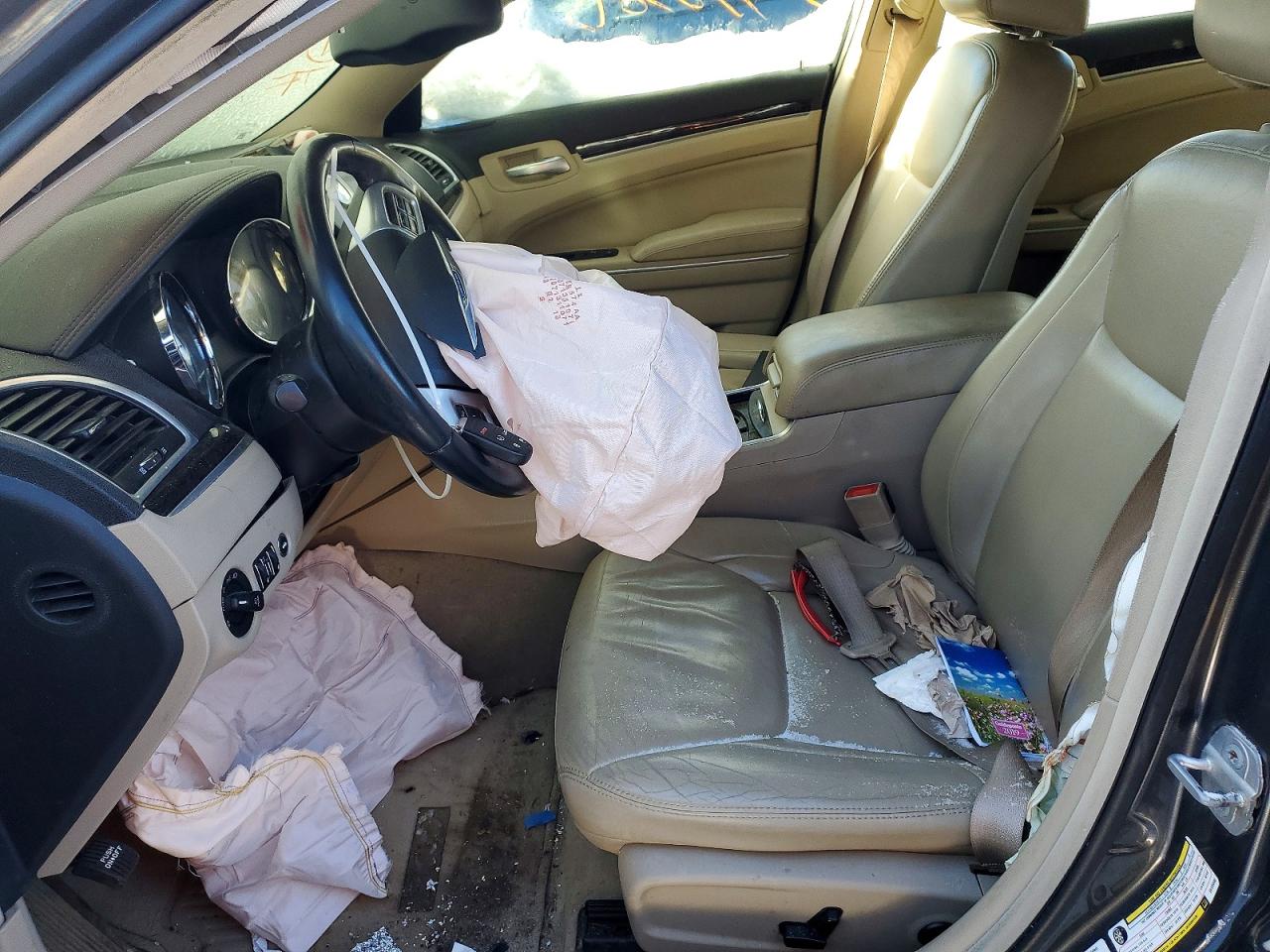 2014 Chrysler 300 Silver vin: 2C3CCARGXEH120390