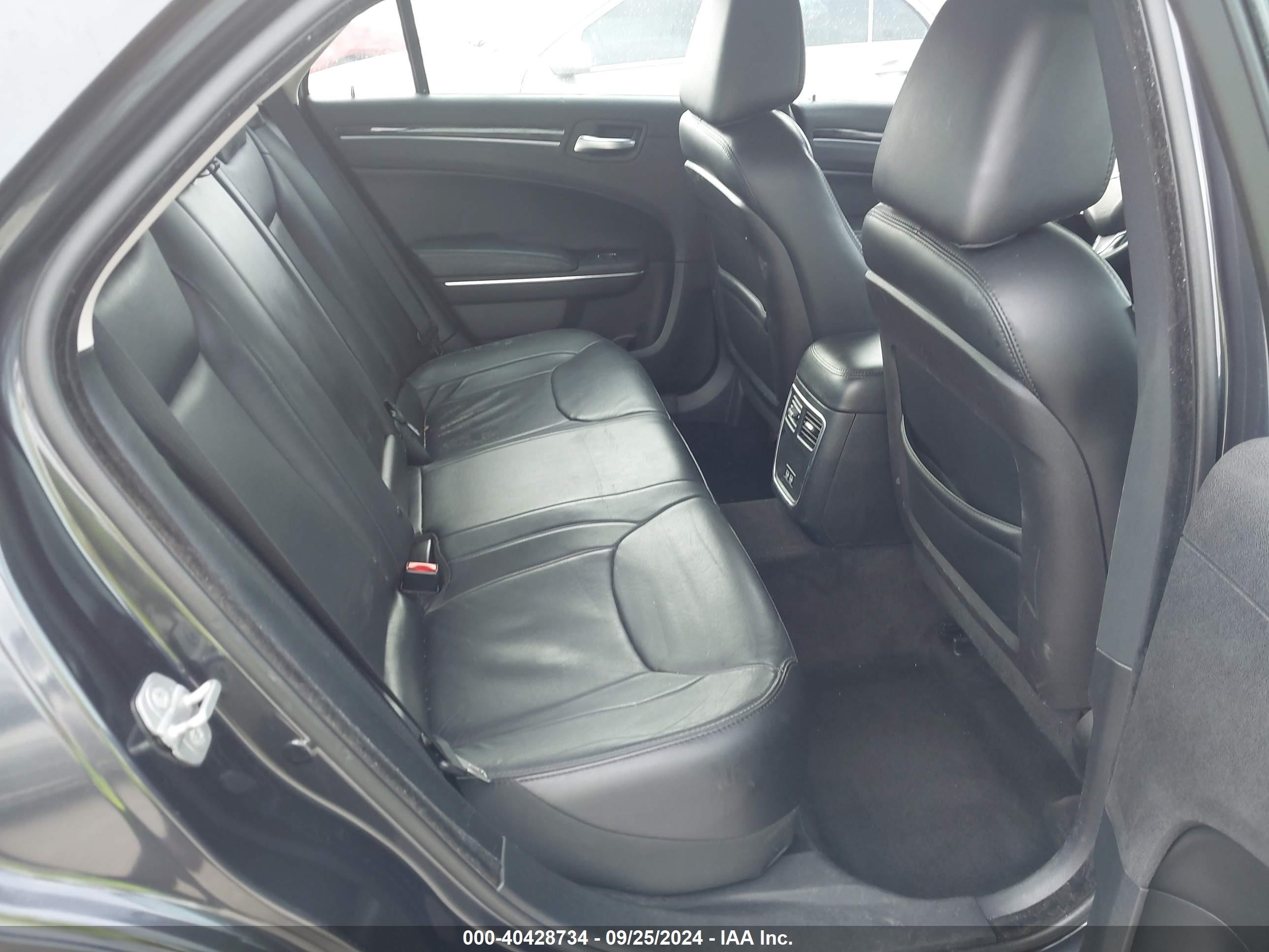 2015 Chrysler 300 Limited Blue vin: 2C3CCARGXFH757085