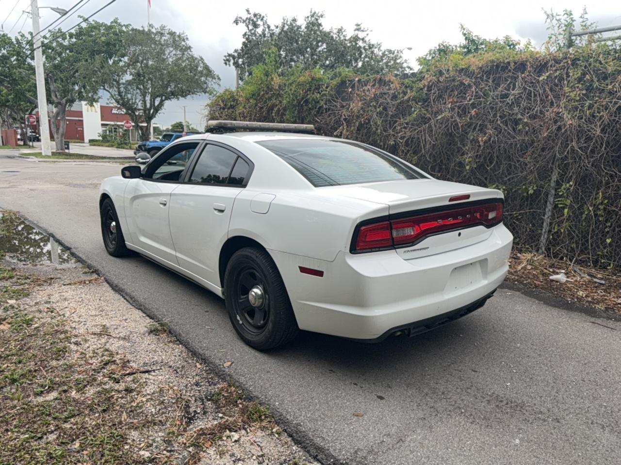 2014 Dodge Charger Police White vin: 2C3CDXAG7EH124781