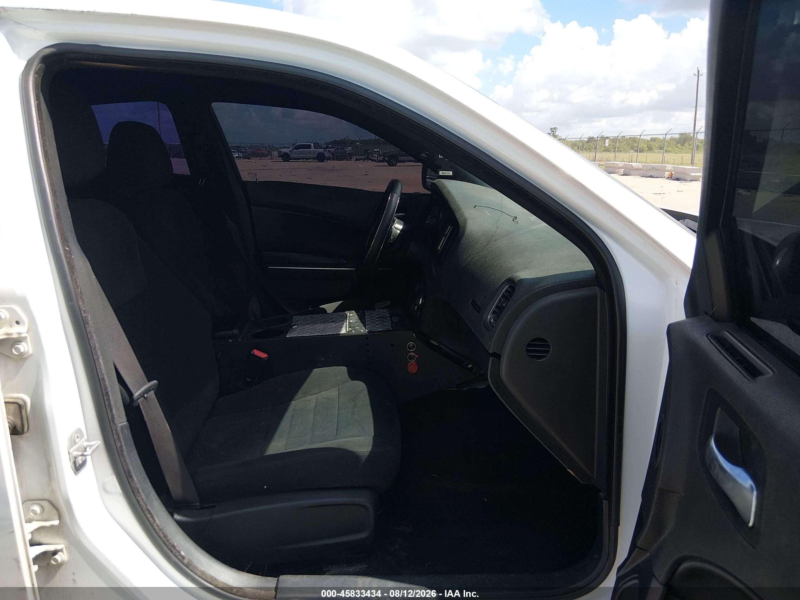 2015 Dodge Charger Police White vin: 2C3CDXAT2FH732593