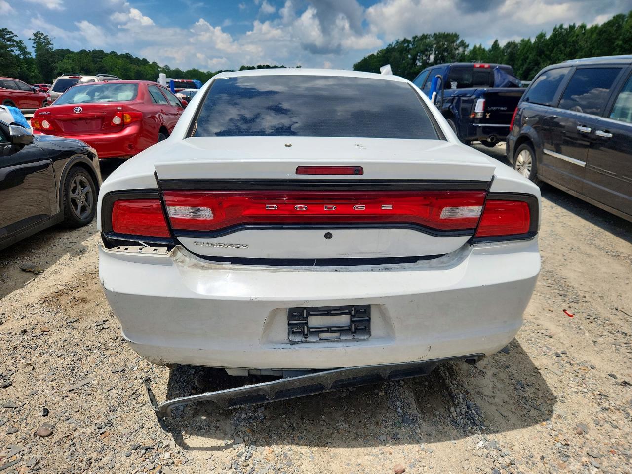 2014 Dodge Charger Police White vin: 2C3CDXAT4EH362410