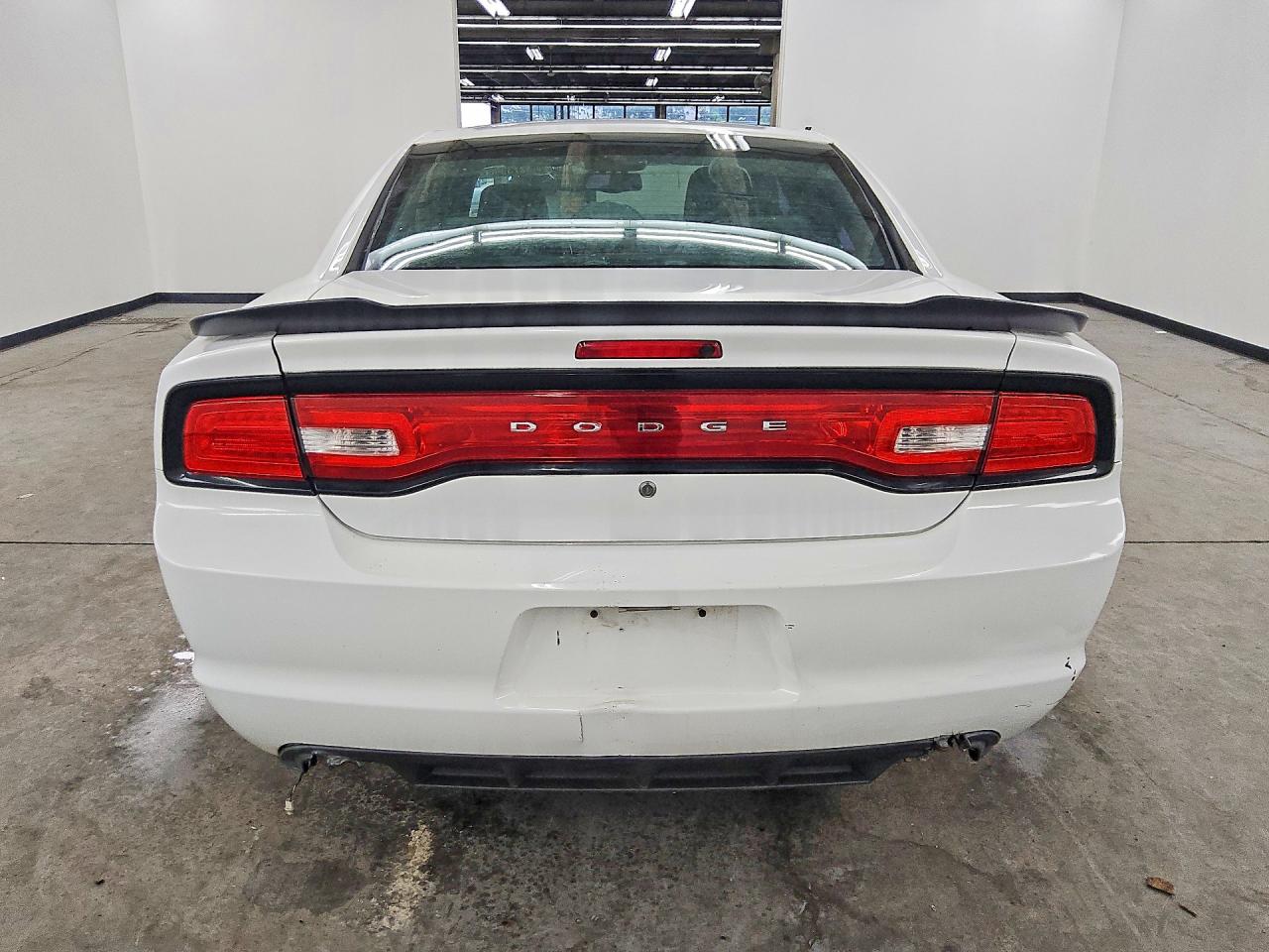 2014 Dodge Charger Police White vin: 2C3CDXAT5EH206781