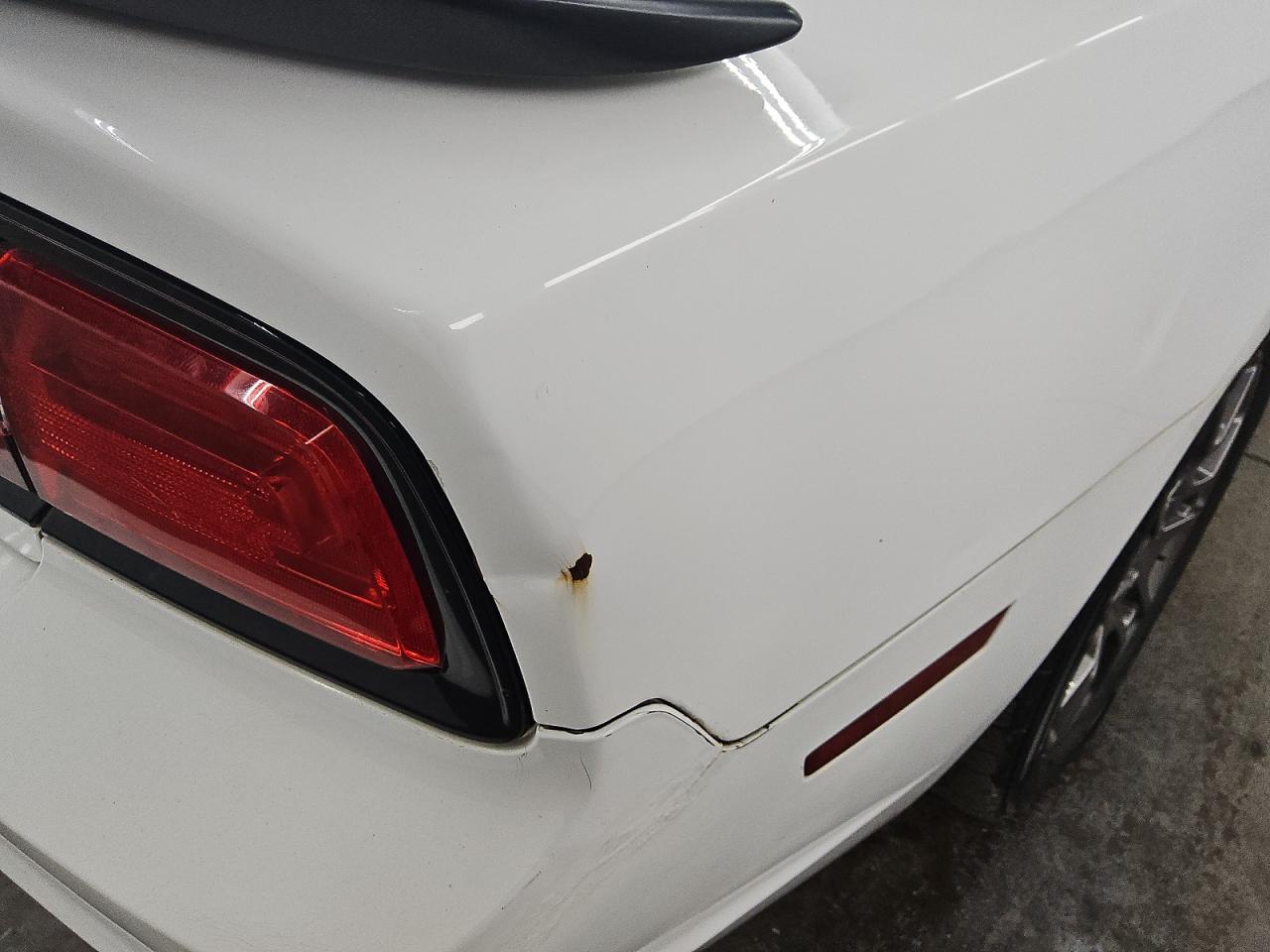 2014 Dodge Charger Police White vin: 2C3CDXAT5EH206781 Damage: Right Qtr Panel, Dent(S) W/ Paint Dmg, 4 To 5 Inches