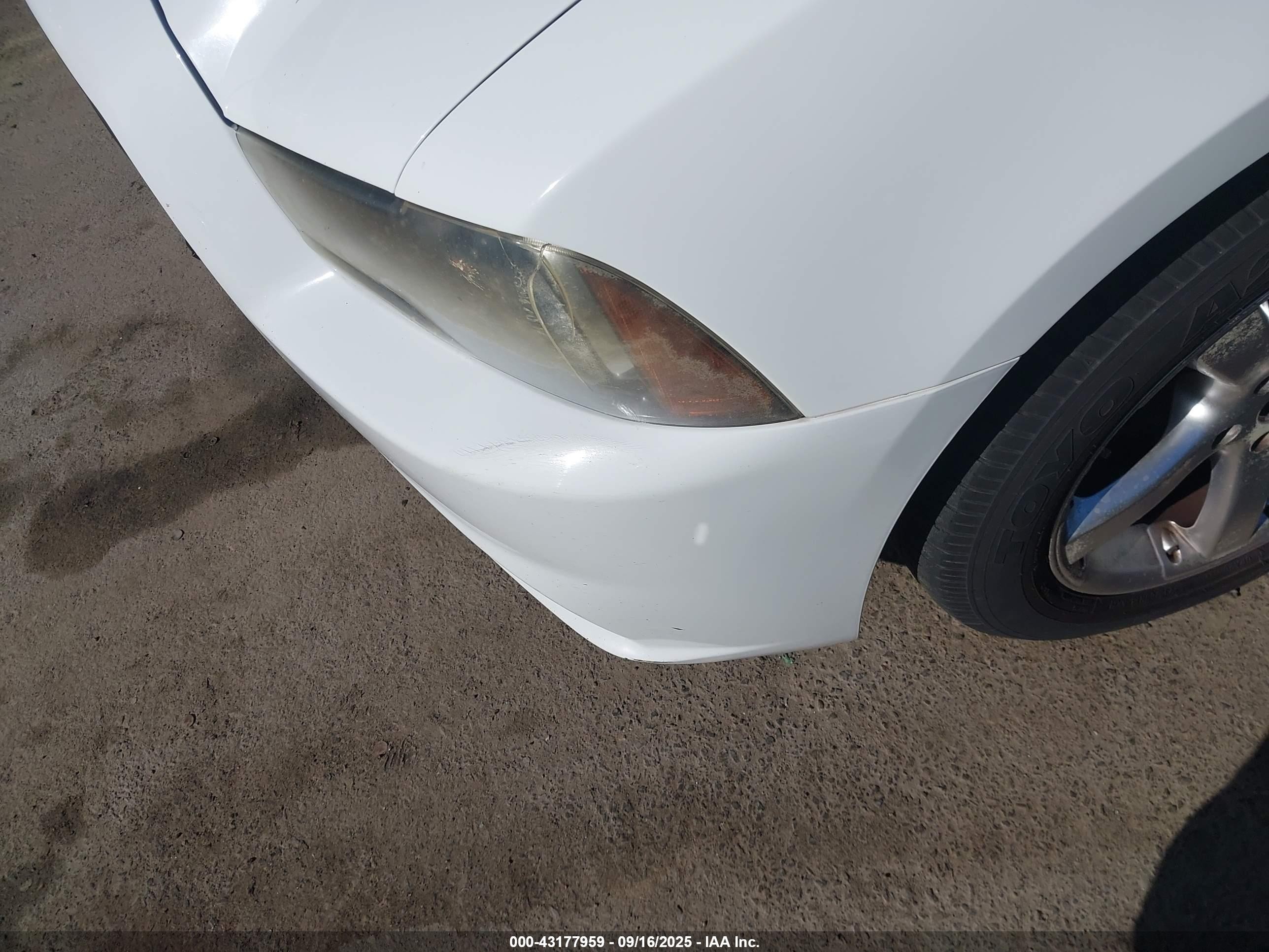 2013 Dodge Charger Police White vin: 2C3CDXAT6DH568097