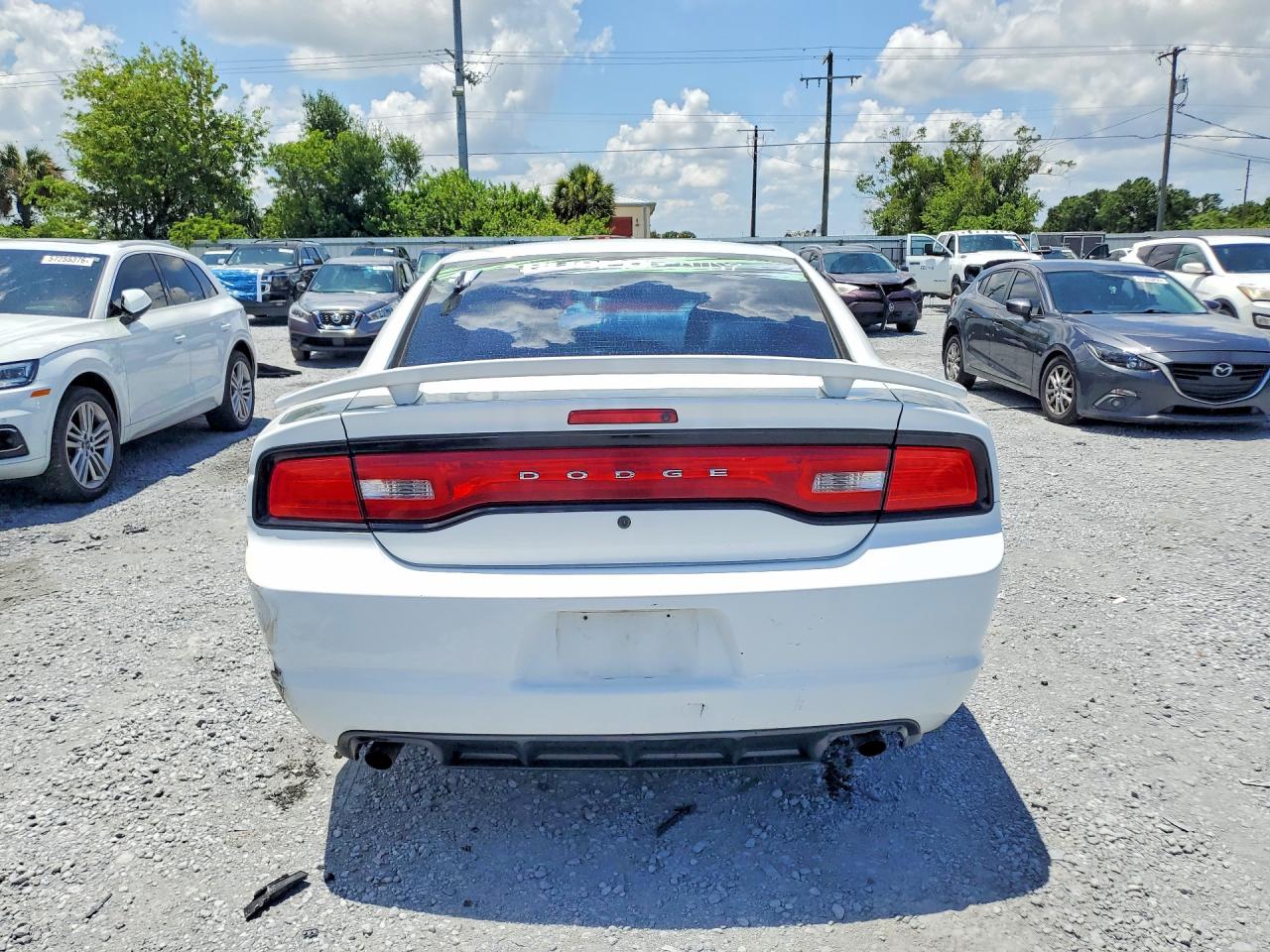 2014 Dodge Charger Police White vin: 2C3CDXAT6EH191191