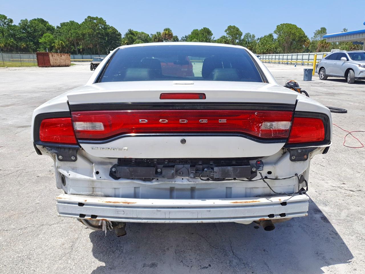 2013 Dodge Charger Police White vin: 2C3CDXAT9DH706909