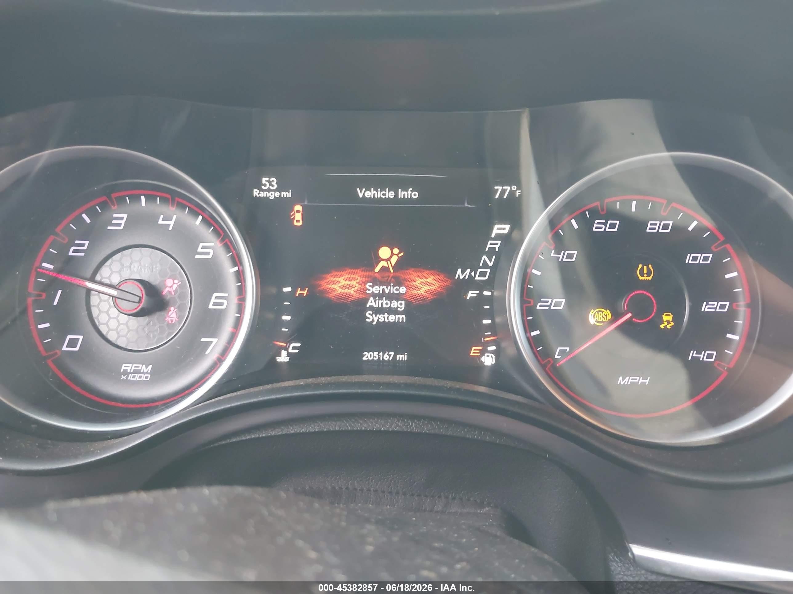 2015 Dodge Charger Se Серебряный vin: 2C3CDXBG0FH789991