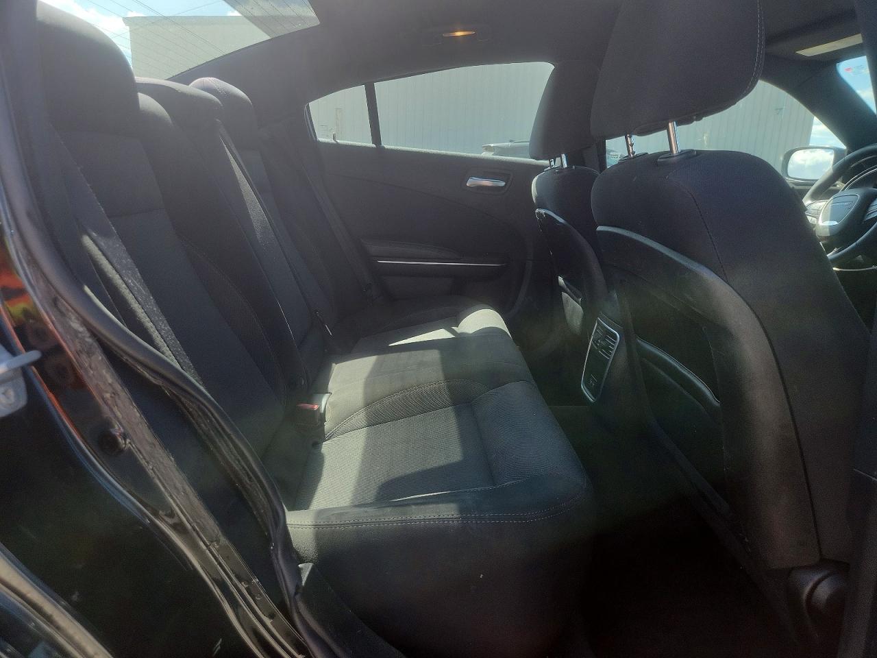 2015 Dodge Charger Se Черный vin: 2C3CDXBG0FH844763