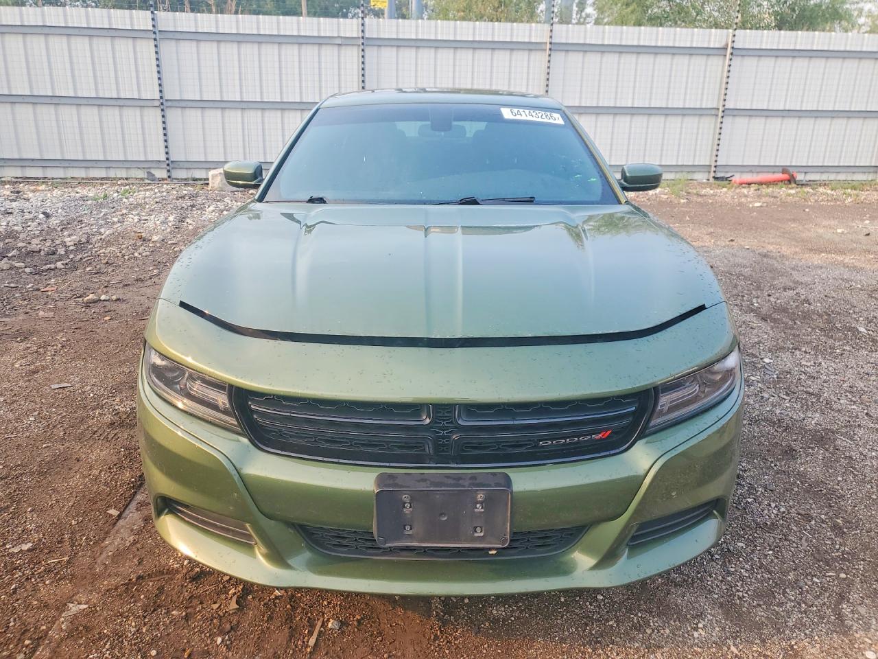 2019 Dodge Charger Sxt Зеленый vin: 2C3CDXBG0KH508198