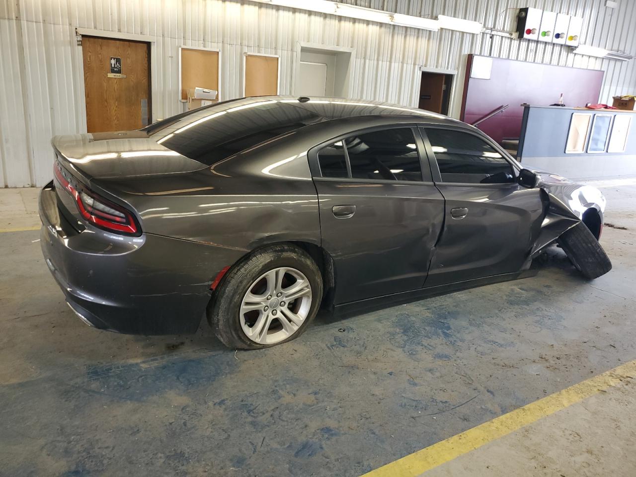 2021 Dodge Charger Sxt Gray vin: 2C3CDXBG0MH632572 Damage: Right Qtr Panel, Dent(s) W/ Paint Dmg, > 12 inches