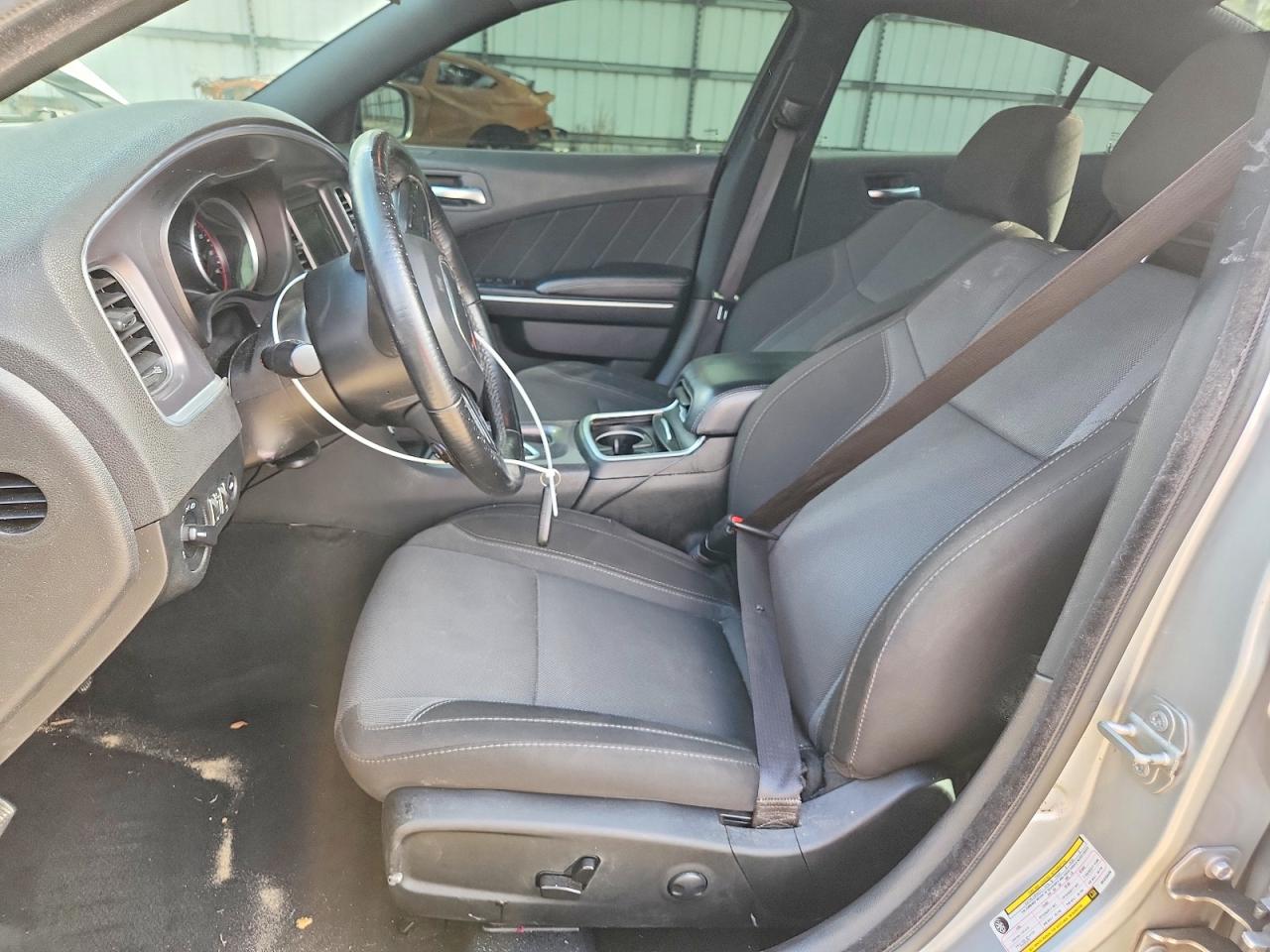 2022 Dodge Charger Sxt Серебряный vin: 2C3CDXBG0NH248406