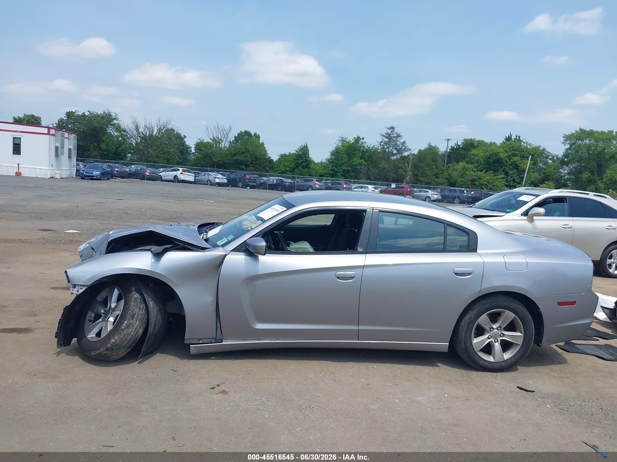 2013 Dodge Charger Se Серебряный vin: 2C3CDXBG1DH745351