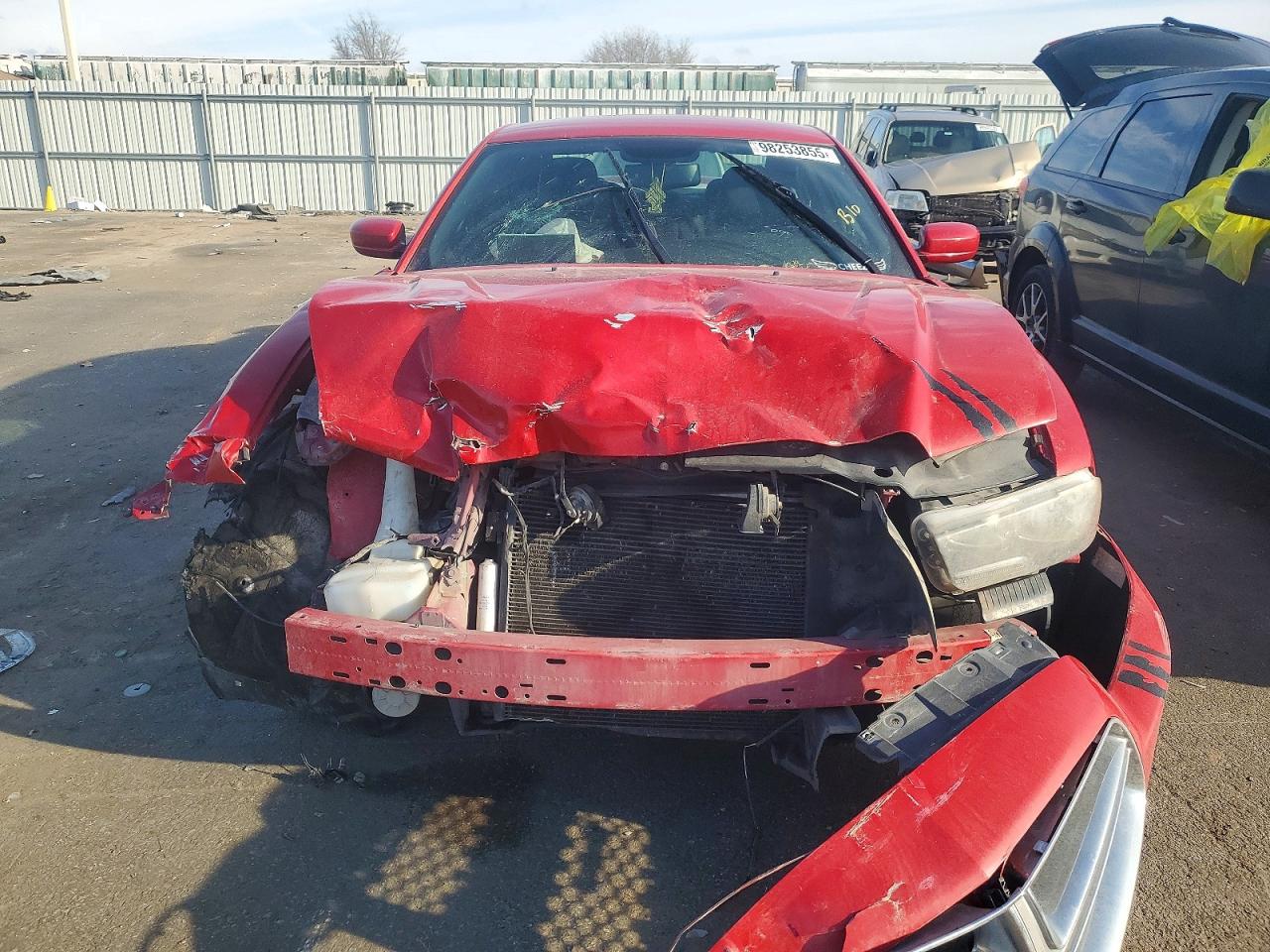 2014 Dodge Charger Red vin: 2C3CDXBG1EH152560