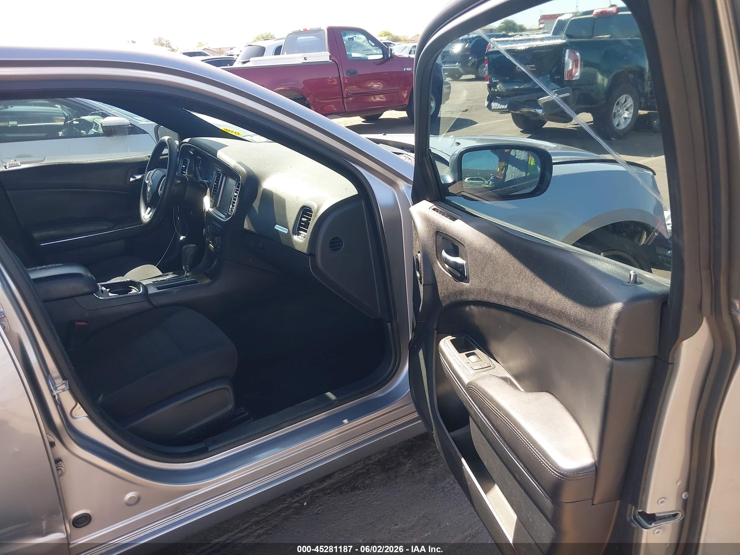 2014 Dodge Charger Se Silver vin: 2C3CDXBG1EH284752