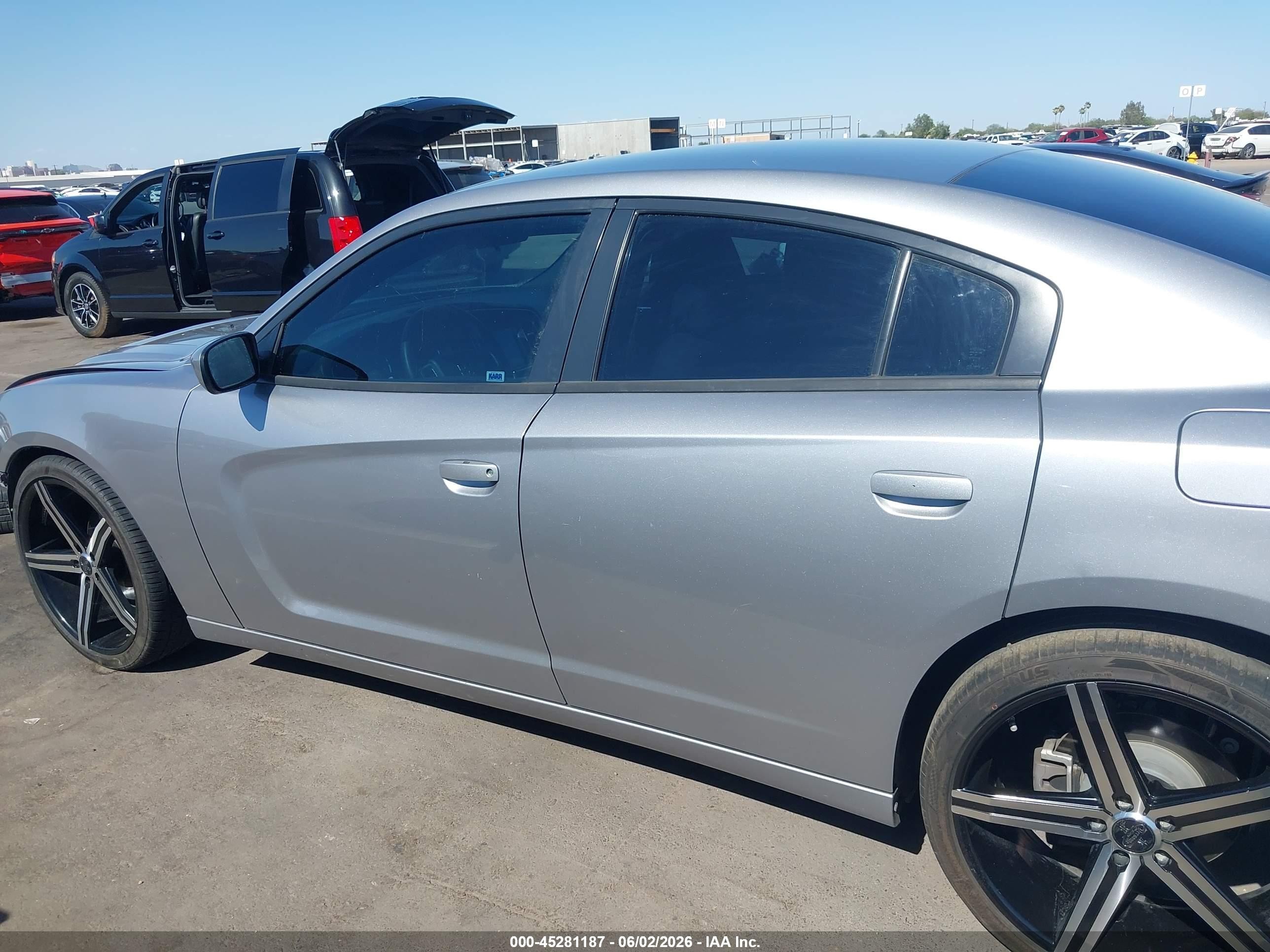 2014 Dodge Charger Se Silver vin: 2C3CDXBG1EH284752