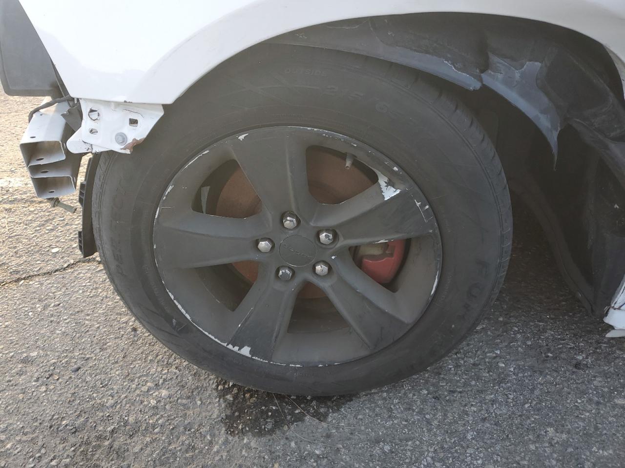 2014 Dodge Charger Se White vin: 2C3CDXBG1EH375116 Damage: Left Front Wheel, Peeling, > 12 Inches