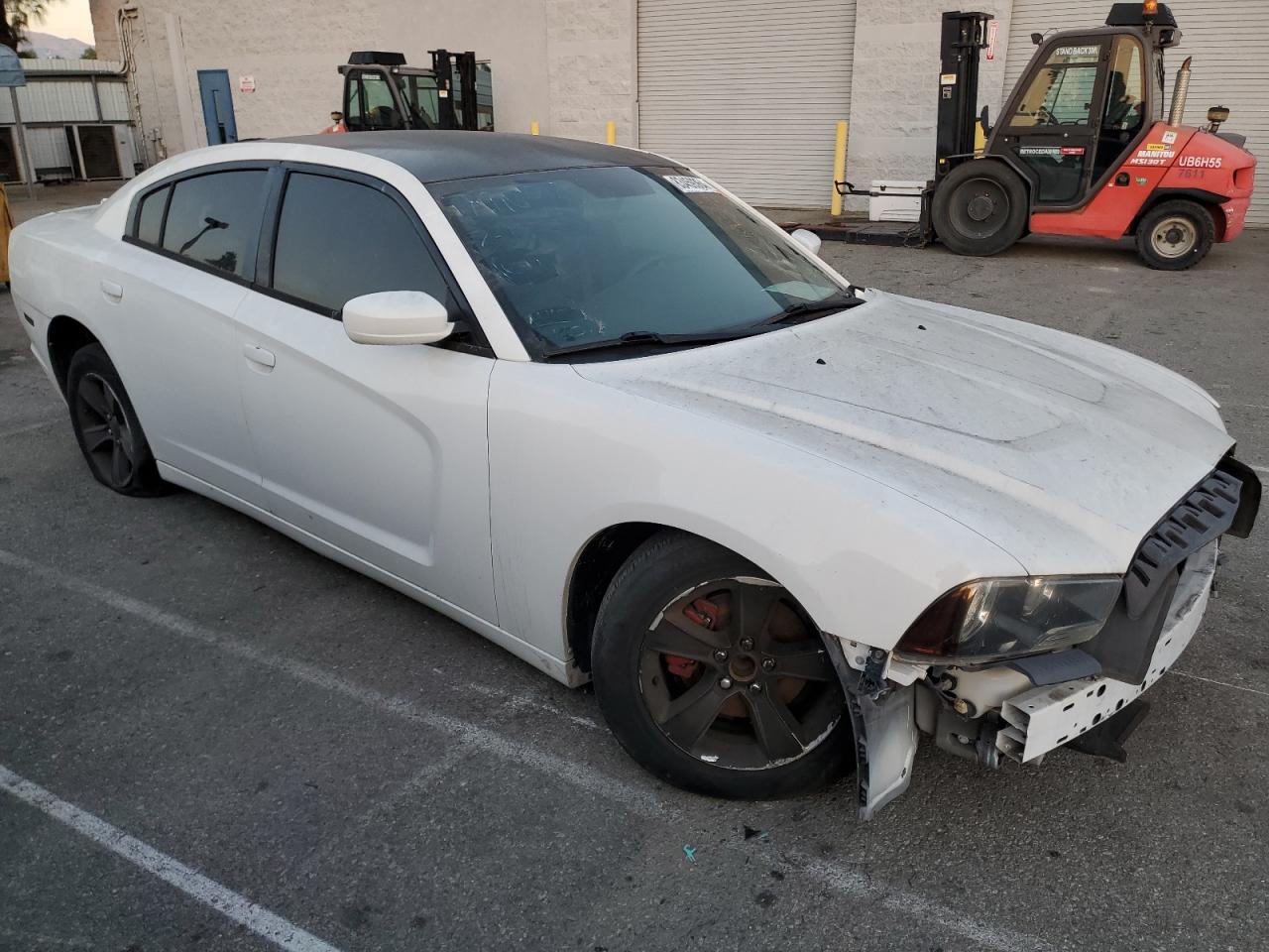 2014 Dodge Charger Se White vin: 2C3CDXBG1EH375116