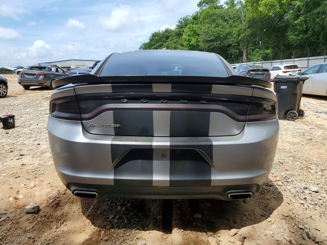 2015 Dodge Charger Se Серебряный vin: 2C3CDXBG1FH789899