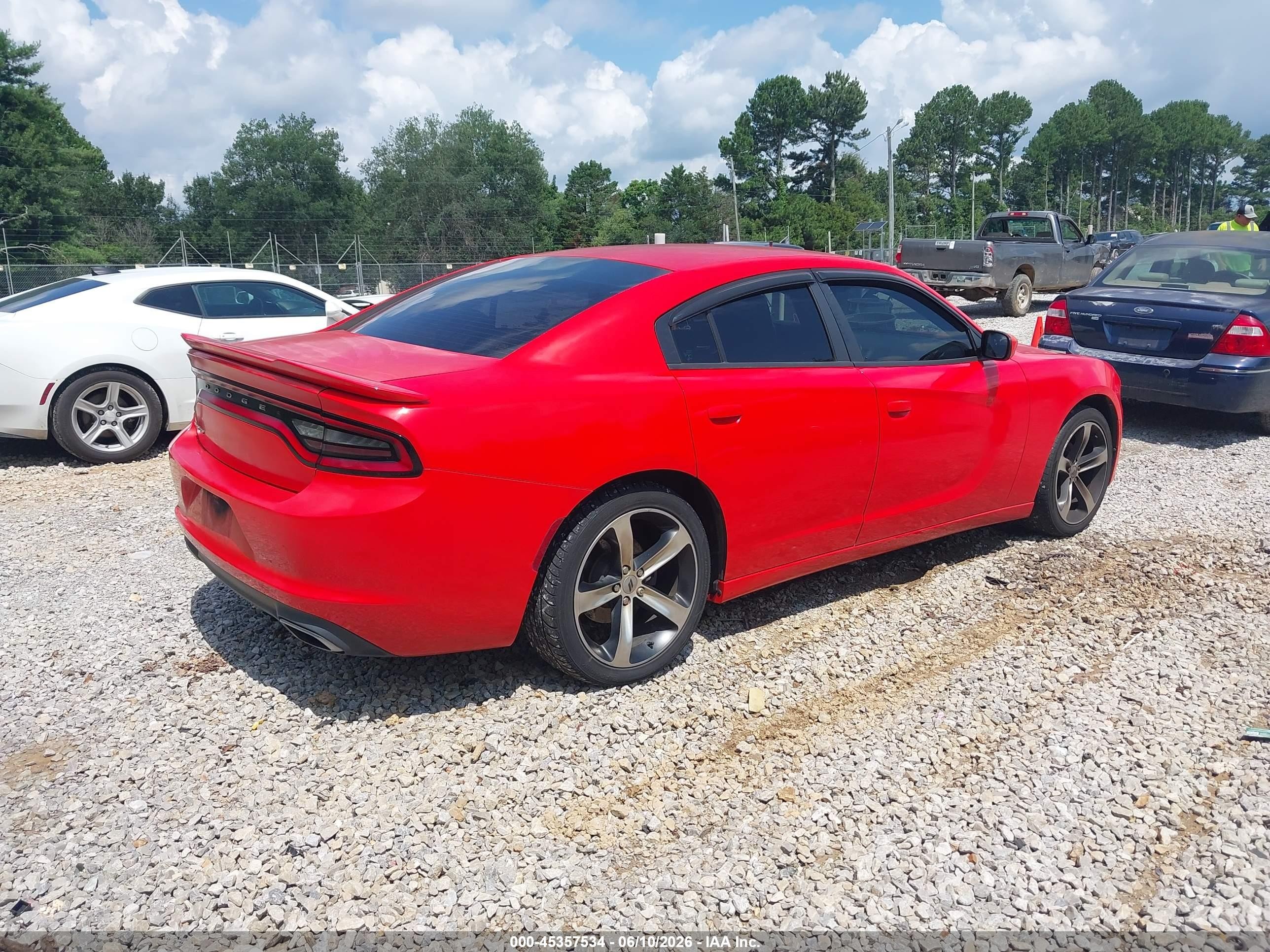 2017 Dodge Charger Se Rwd Orange vin: 2C3CDXBG1HH587874