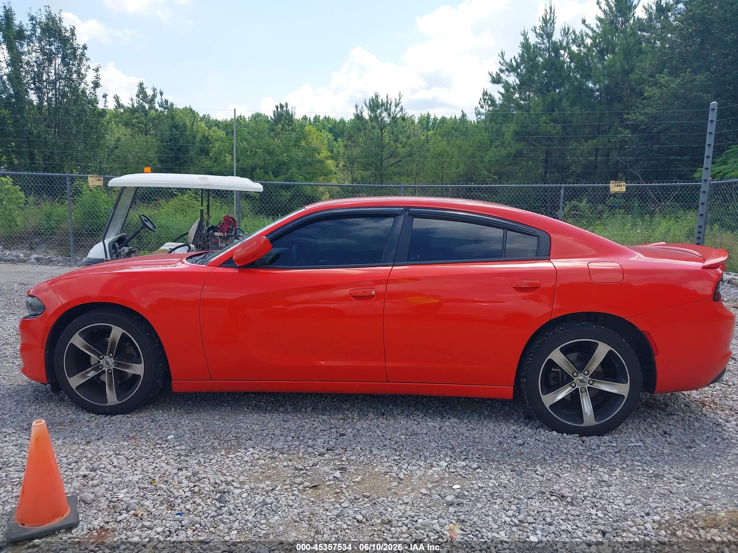 2017 Dodge Charger Se Rwd Orange vin: 2C3CDXBG1HH587874