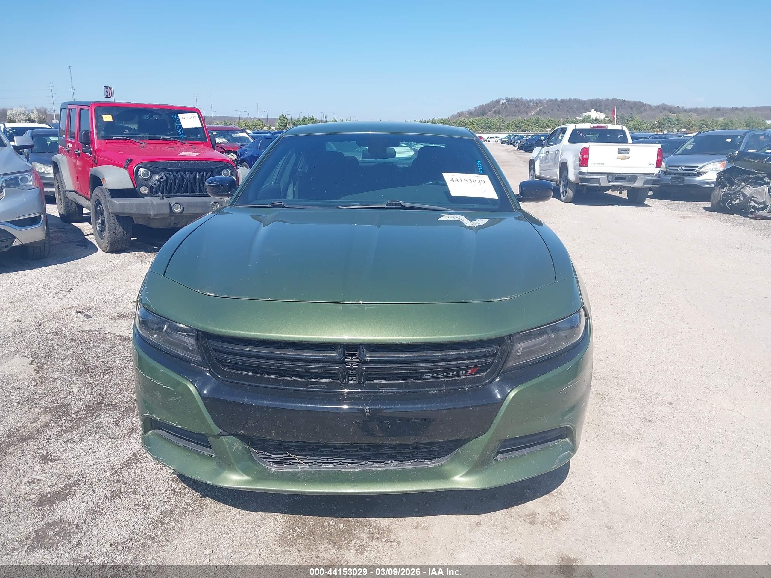 2021 Dodge Charger Sxt Rwd Зеленый vin: 2C3CDXBG1MH562452