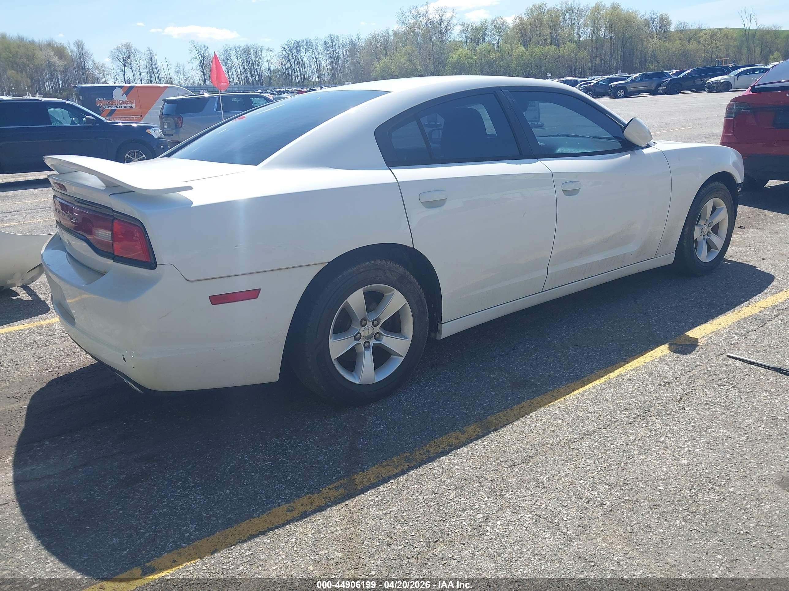 2013 Dodge Charger Se White vin: 2C3CDXBG2DH583696