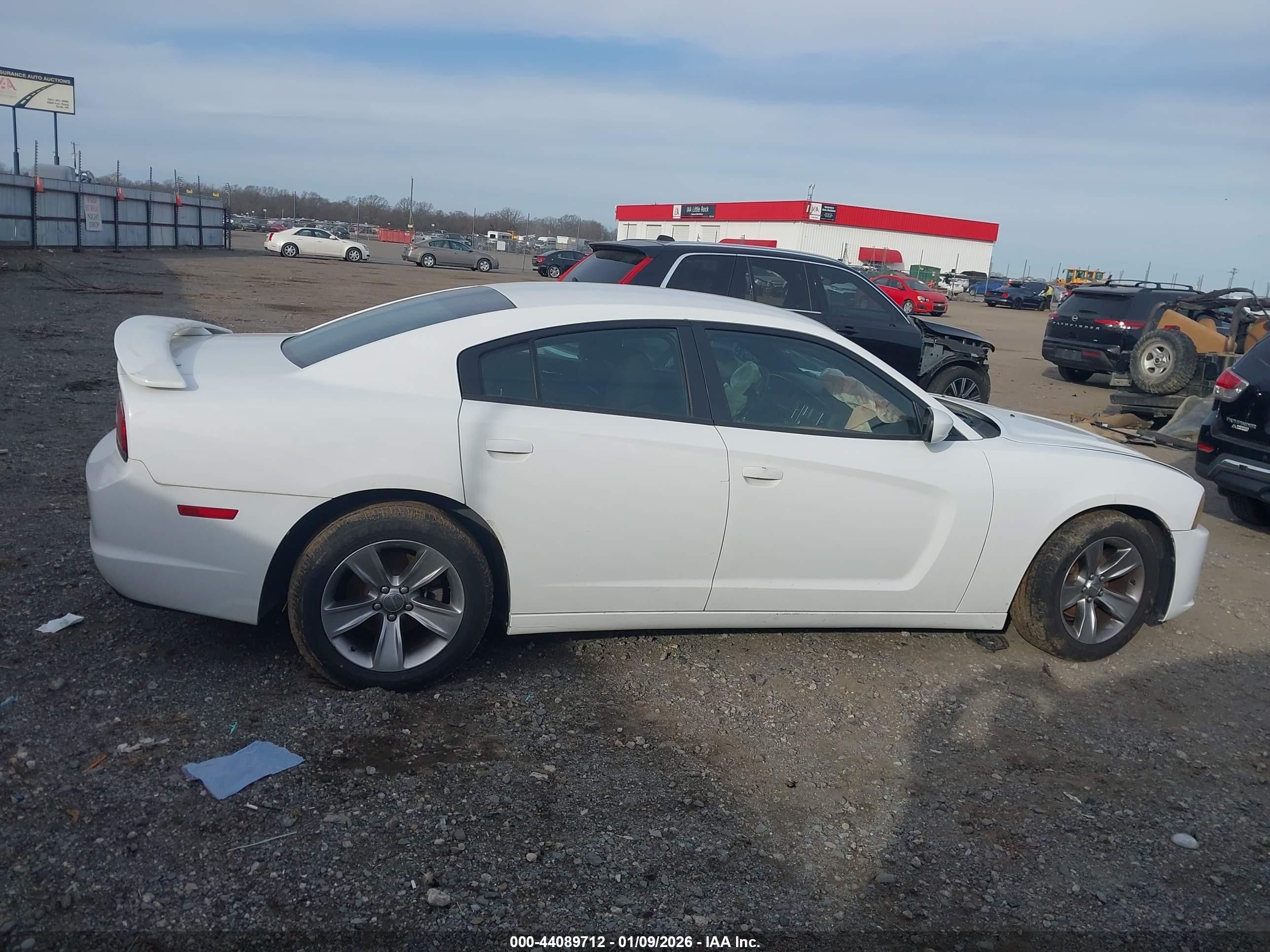 2013 Dodge Charger Se White vin: 2C3CDXBG2DH623520