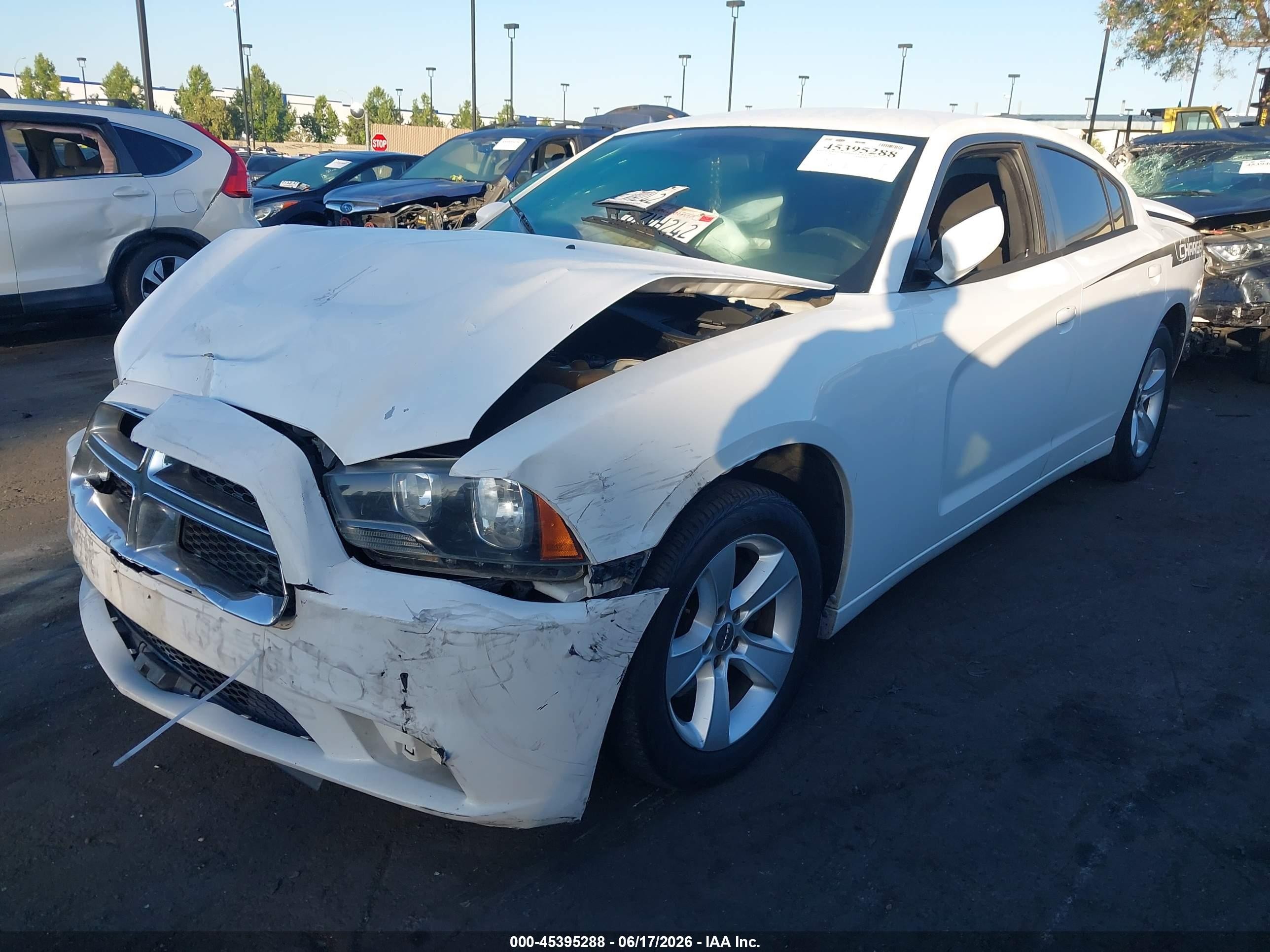 2013 Dodge Charger Se White vin: 2C3CDXBG2DH640382