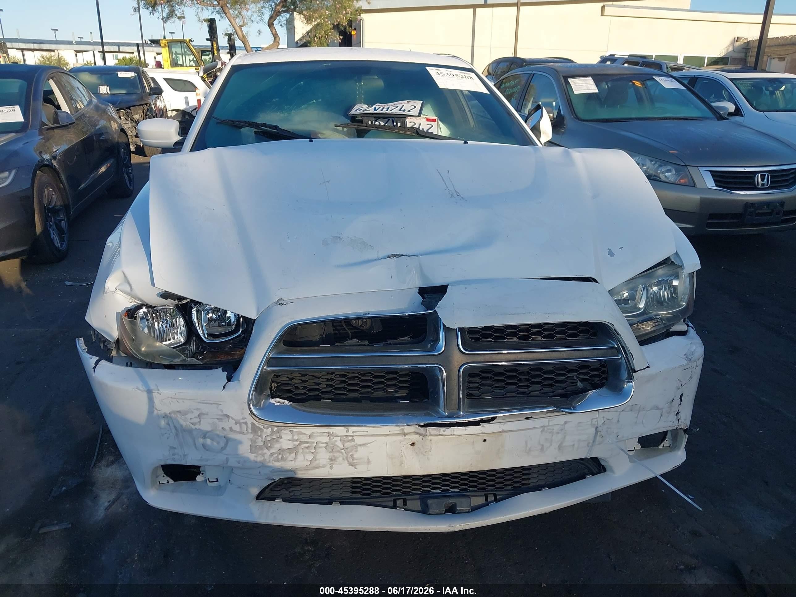 2013 Dodge Charger Se White vin: 2C3CDXBG2DH640382