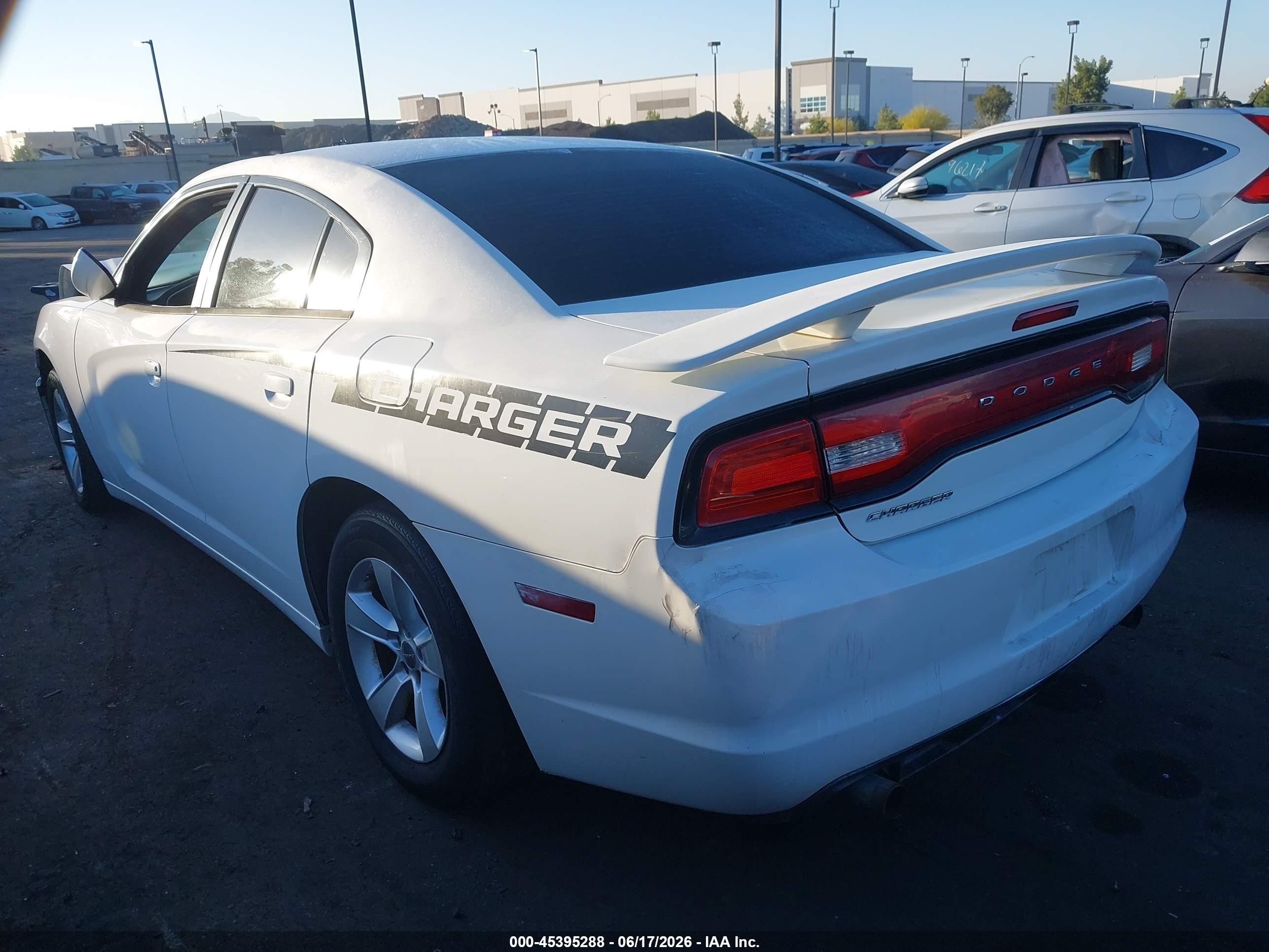 2013 Dodge Charger Se White vin: 2C3CDXBG2DH640382