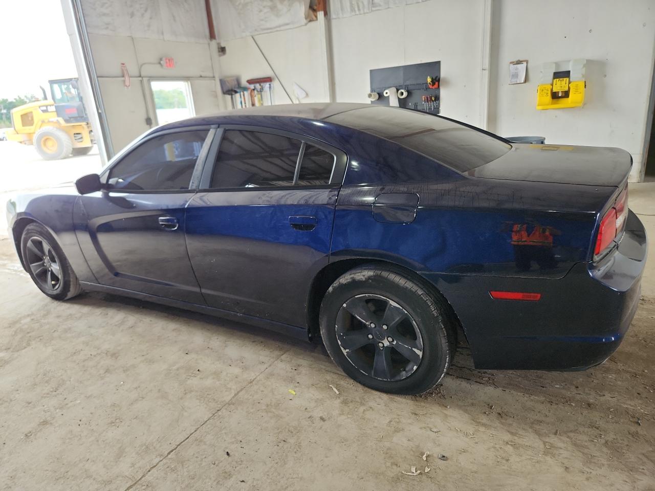 2014 Dodge Charger Se Blue vin: 2C3CDXBG2EH131121 Damage: Left Qtr Panel, Dent(S) W/ Paint Dmg, 1/2 To 1 Inch