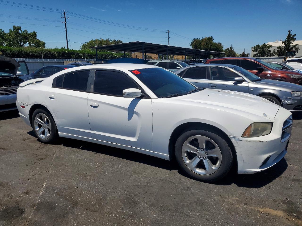 2014 Dodge Charger Se White vin: 2C3CDXBG2EH135119