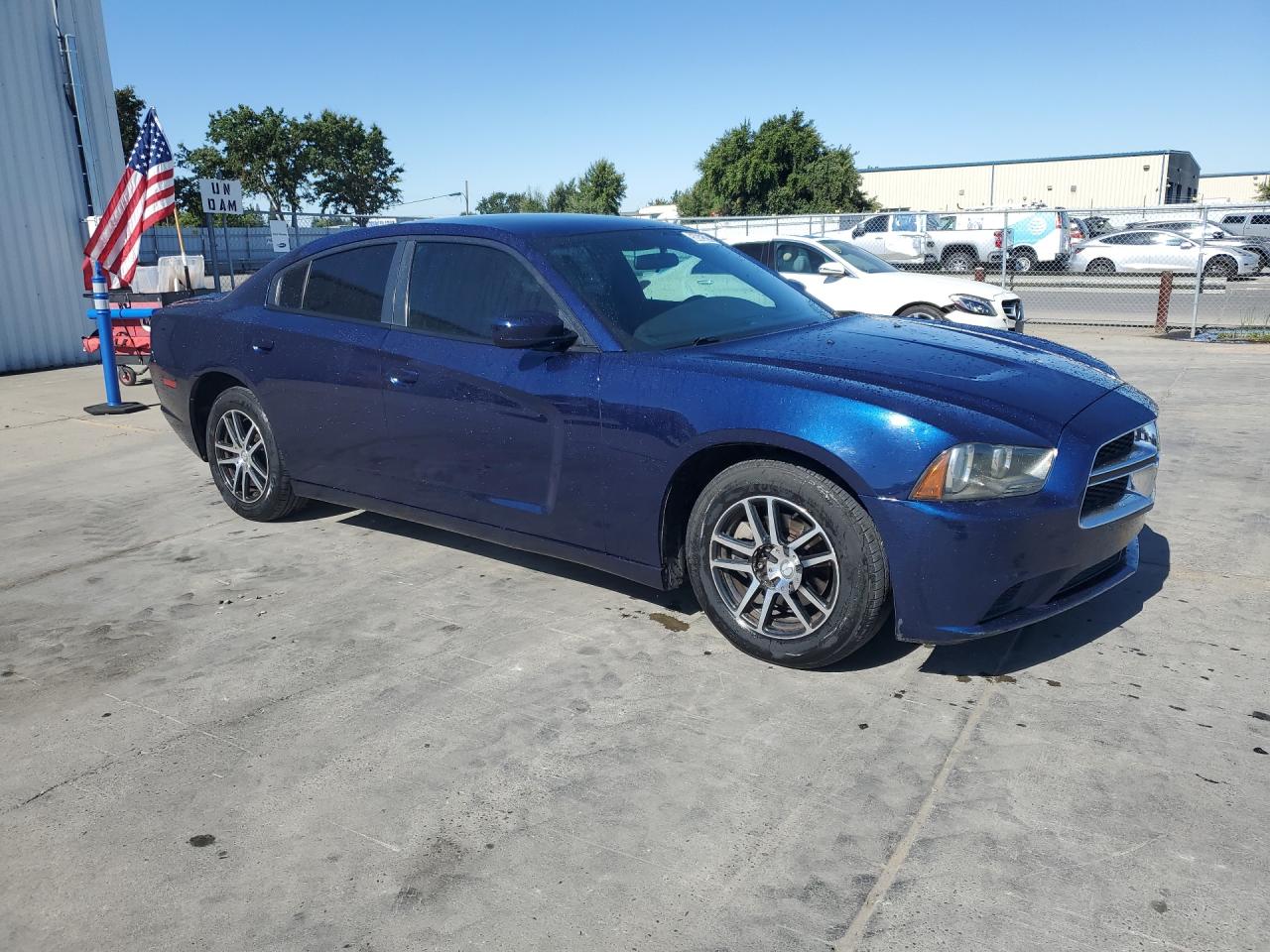 2014 Dodge Charger Se Blue vin: 2C3CDXBG2EH192114 Damage: Front Bumper, Curb Rash, > 12 Inches