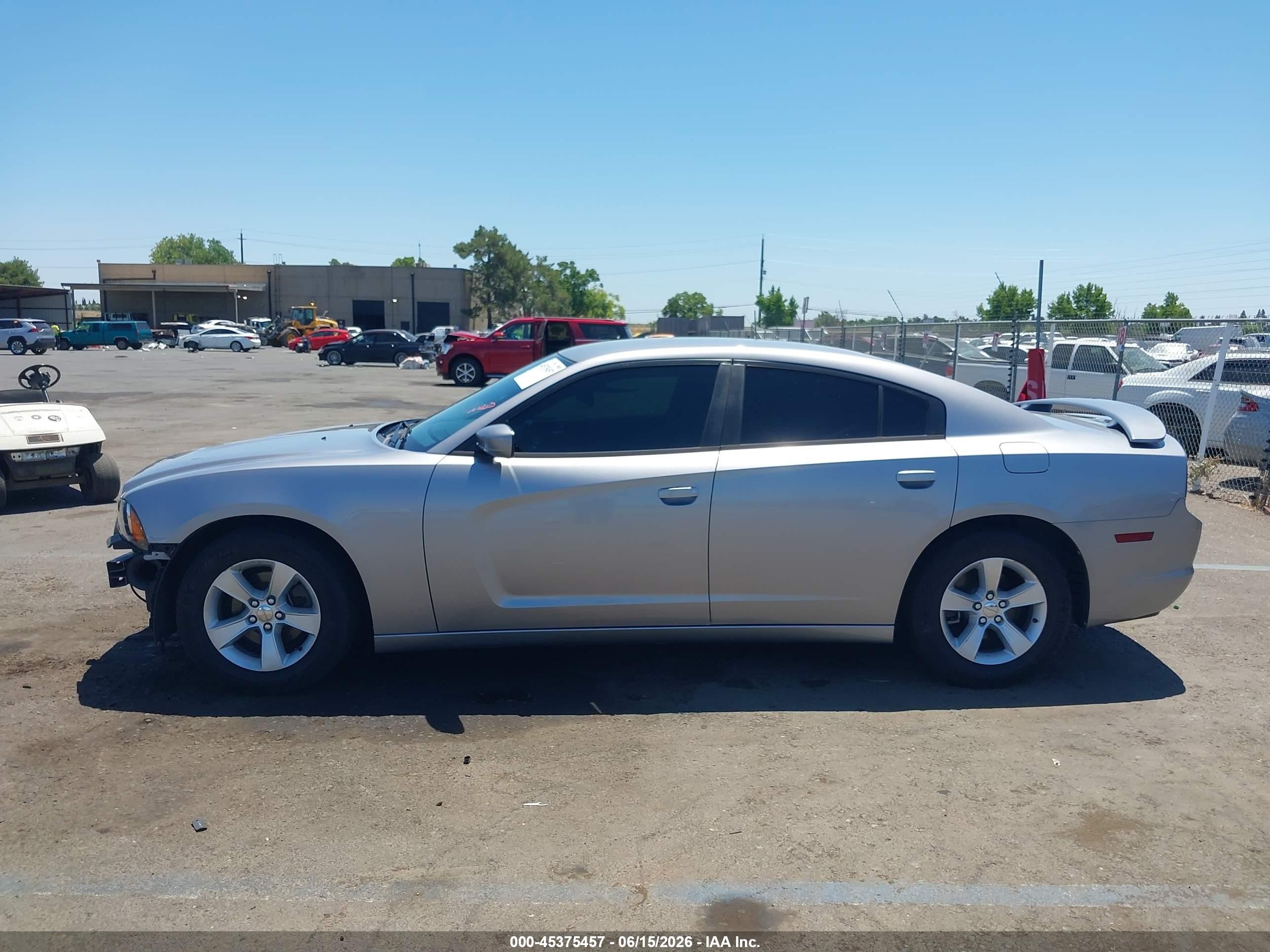 2014 Dodge Charger Se Silver vin: 2C3CDXBG2EH215701