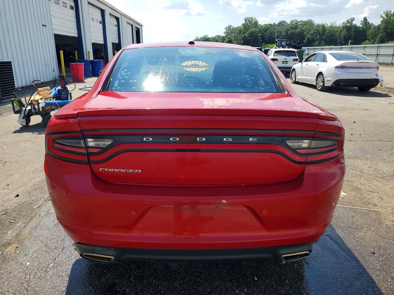2015 Dodge Charger Se Red vin: 2C3CDXBG2FH729520