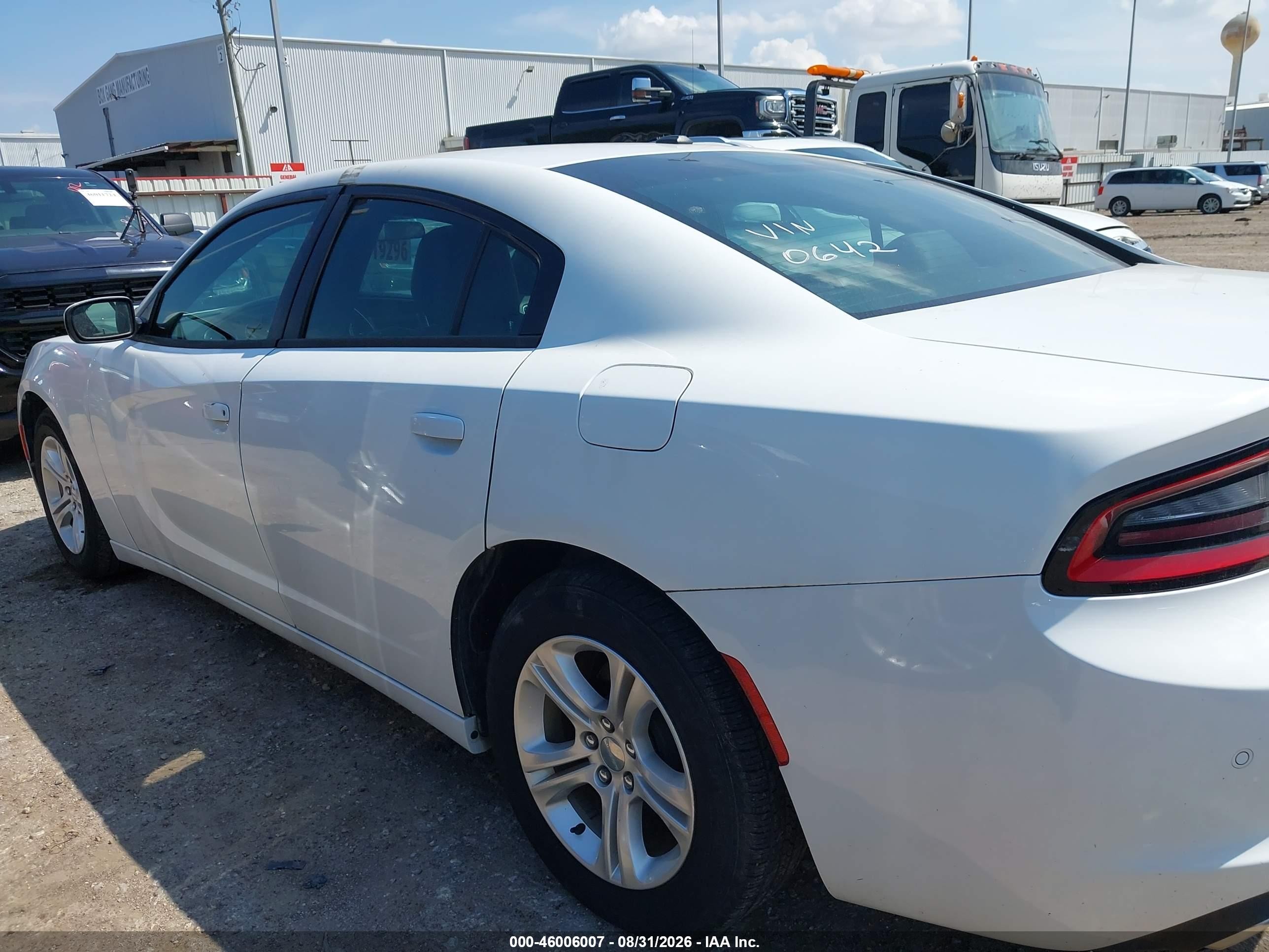 2020 Dodge Charger Sxt Rwd White vin: 2C3CDXBG2LH140642
