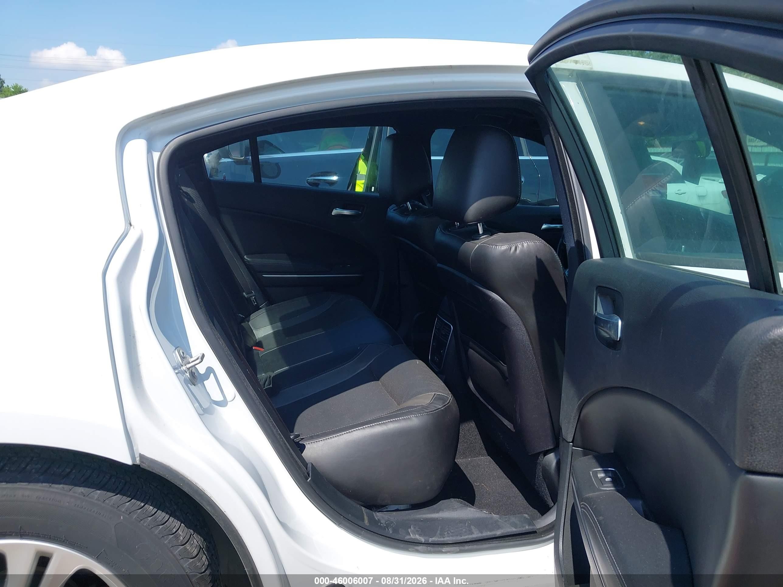 2020 Dodge Charger Sxt Rwd White vin: 2C3CDXBG2LH140642