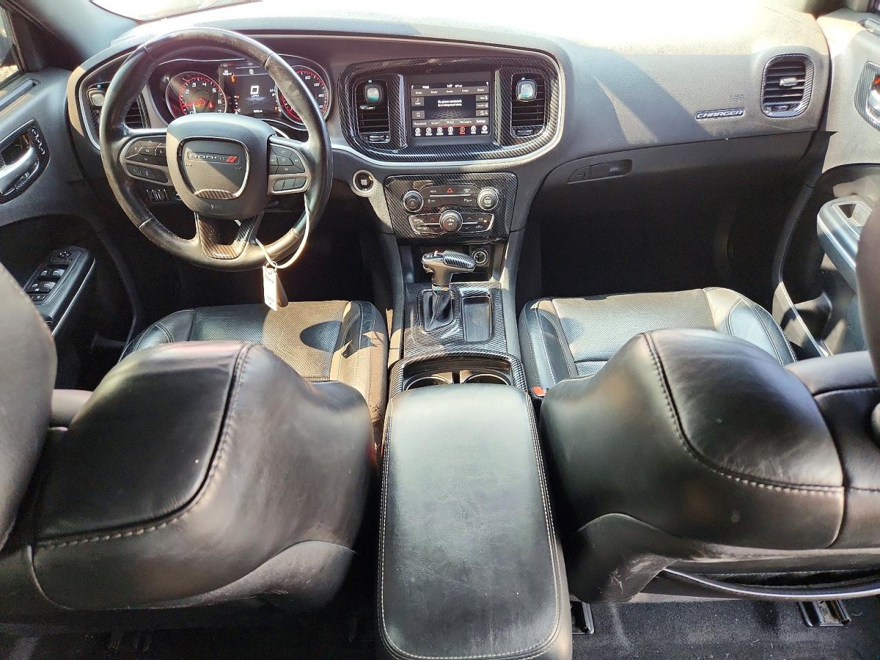 2020 Dodge Charger Sxt Burgundy vin: 2C3CDXBG2LH214187