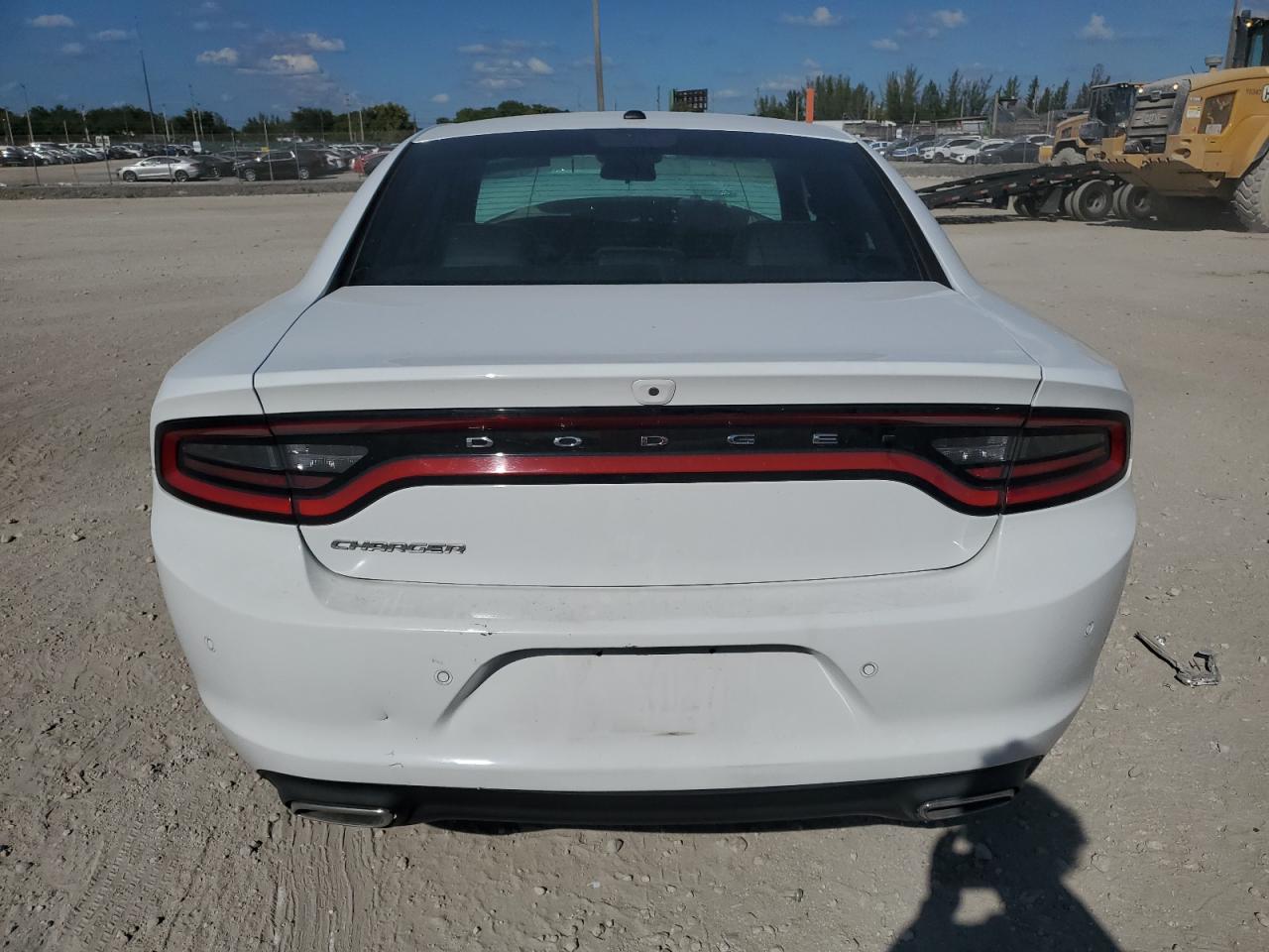 2021 Dodge Charger Sxt White vin: 2C3CDXBG2MH638910