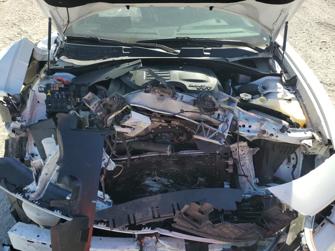 2021 Dodge Charger Sxt White vin: 2C3CDXBG2MH638910